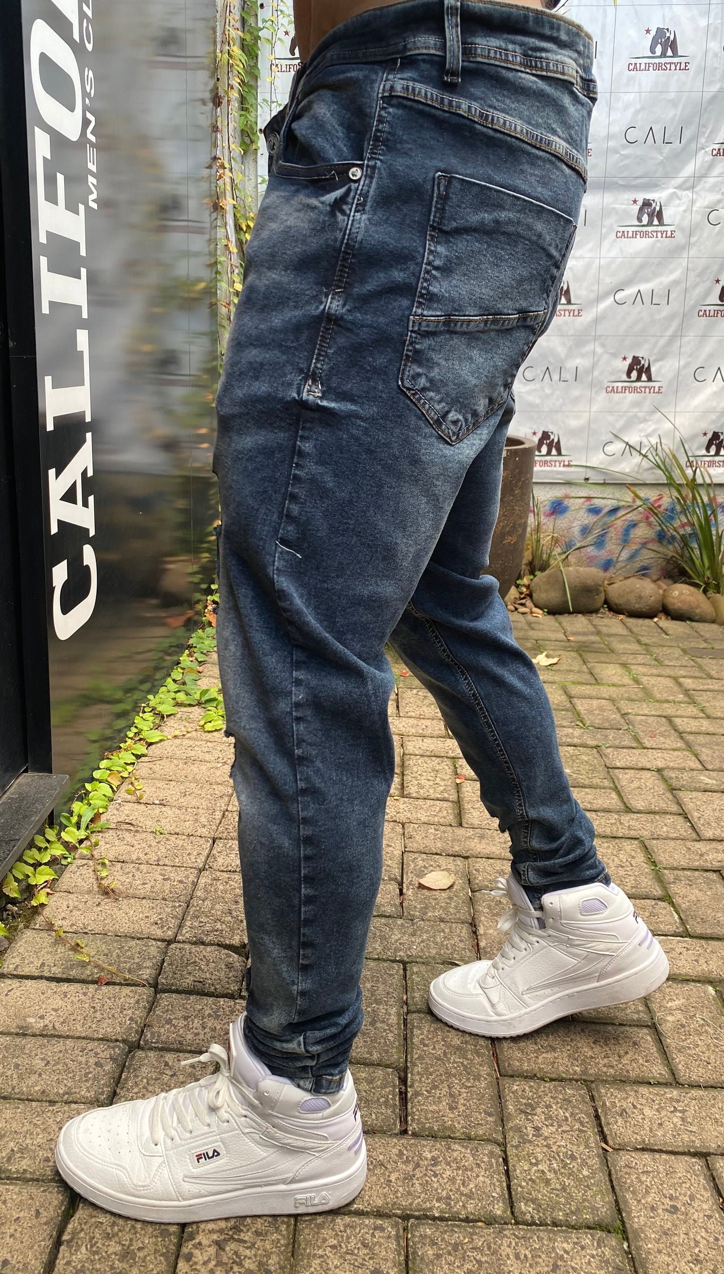 Calça Jeans Skinny Destroyer