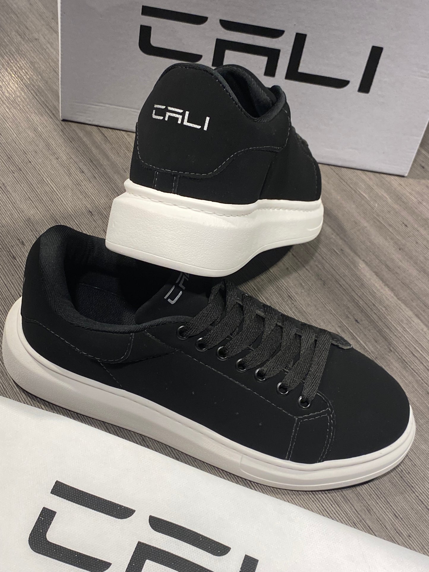 Tênis Cali Tesla Black