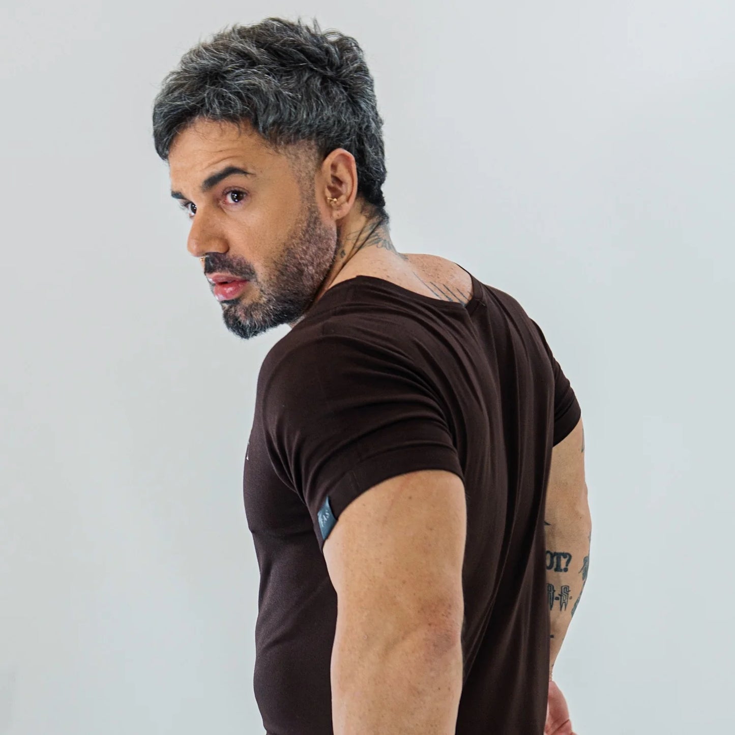 Camiseta Gniyonna - Brow