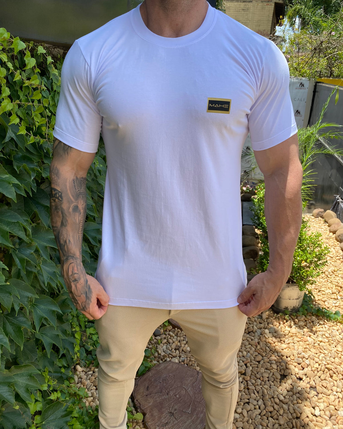 Camiseta Mahe Ferrari branca - foto 5 de 5
