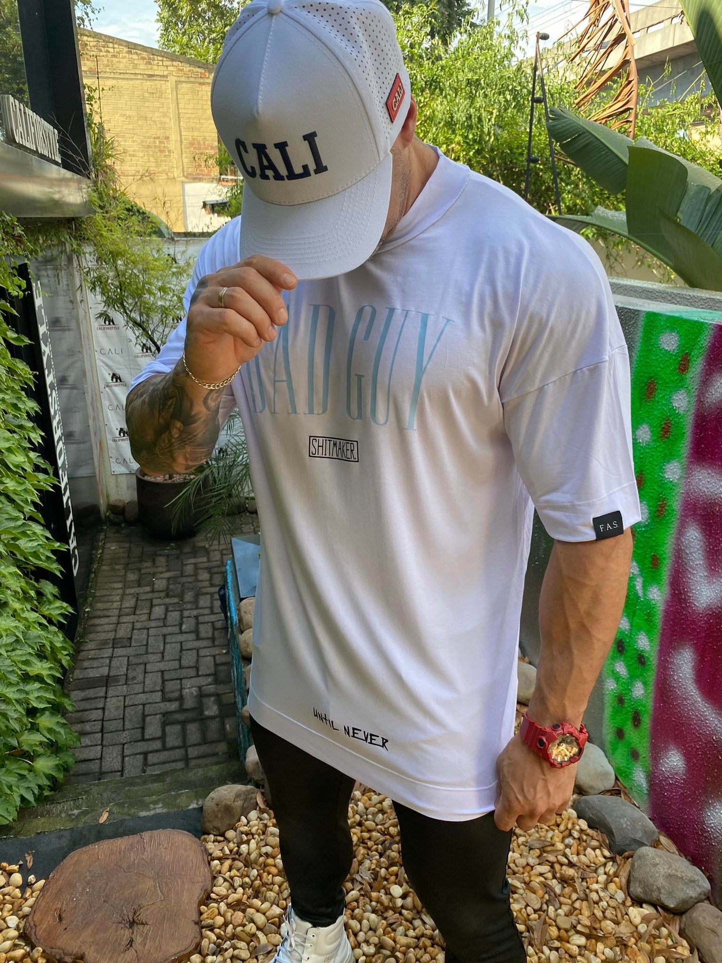 Camiseta Oversized Bad Guy Branca