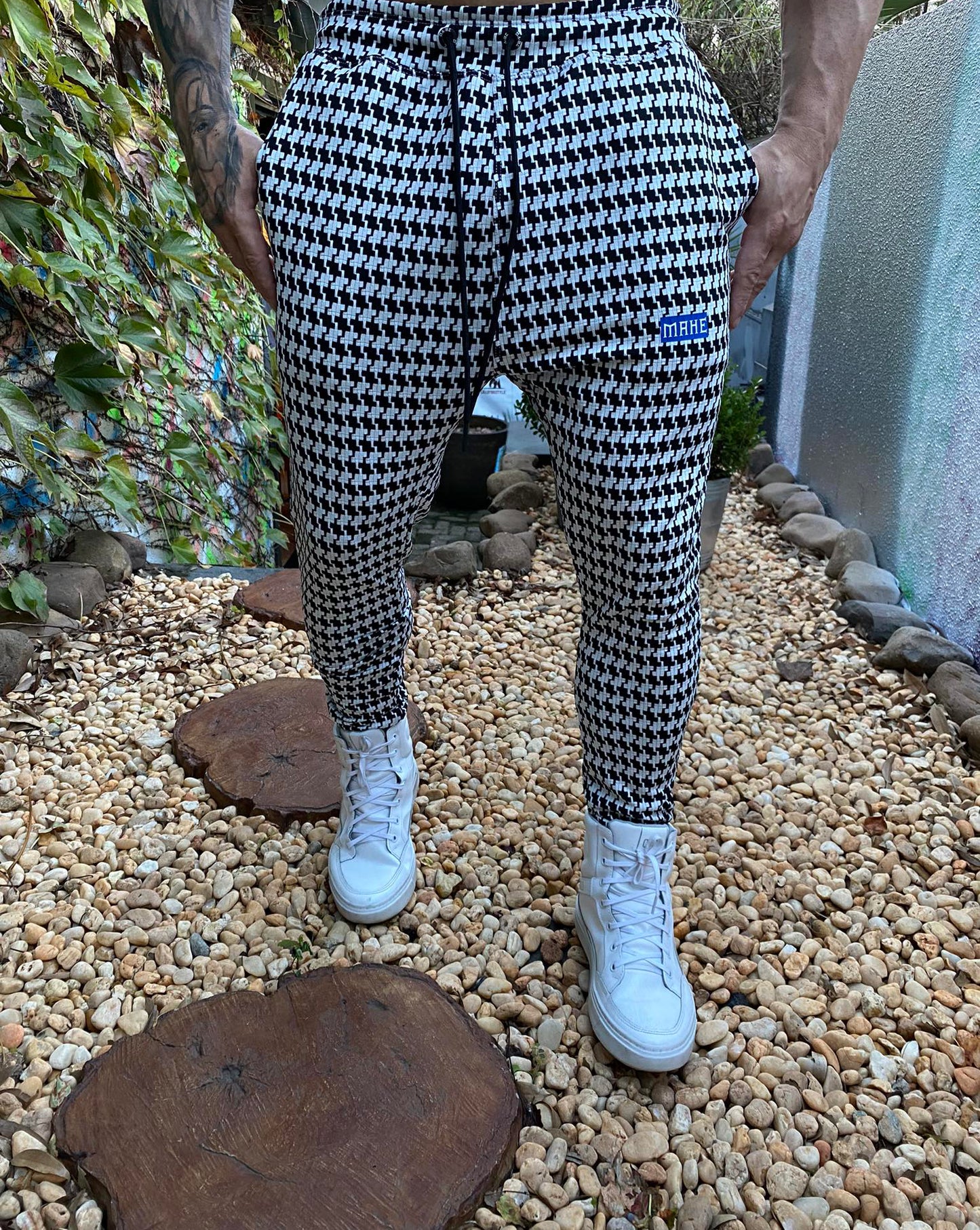 Calça Moletom Mahe Black White