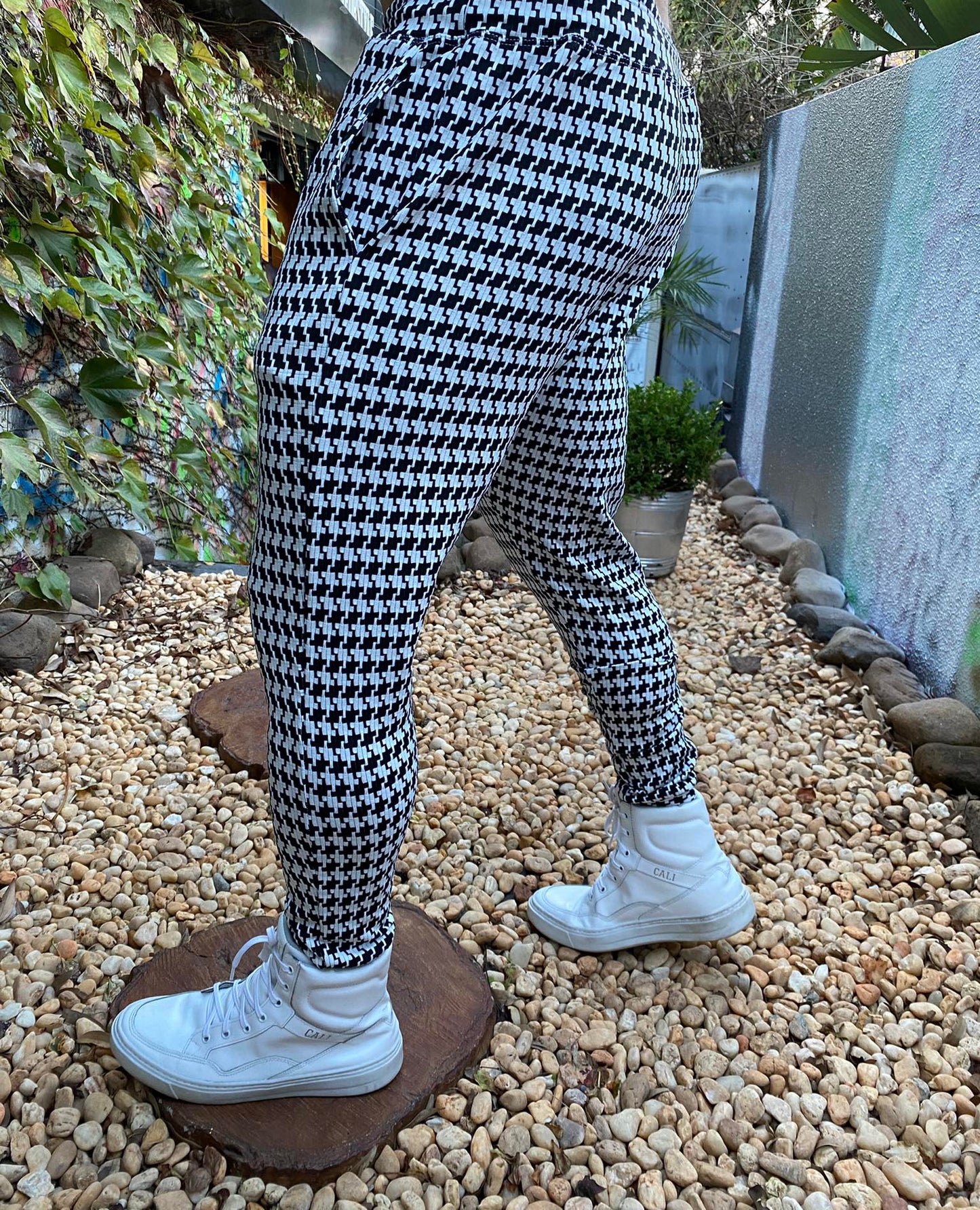 Calça Moletom Mahe Black White