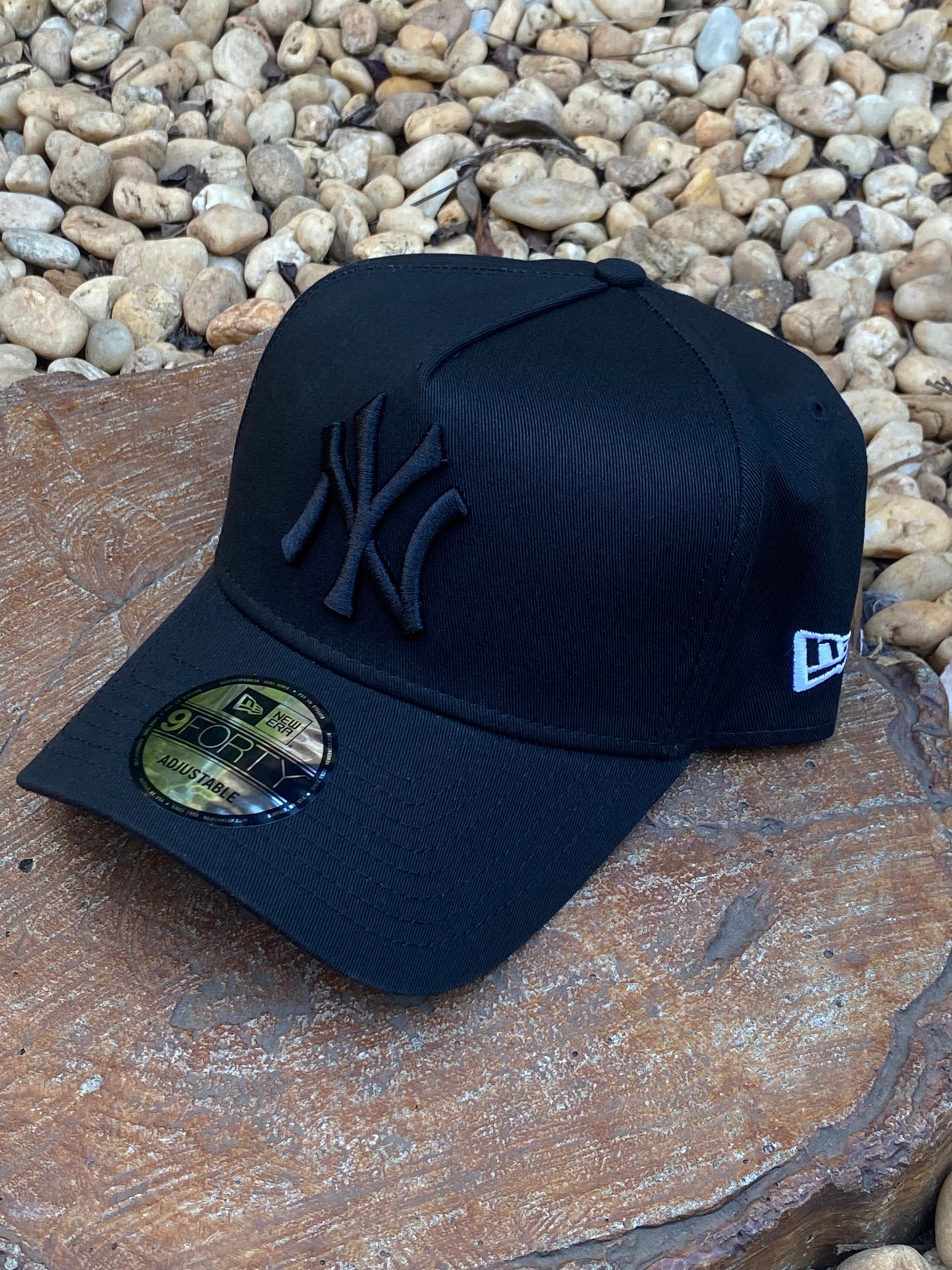 Boné New Era NY Preto