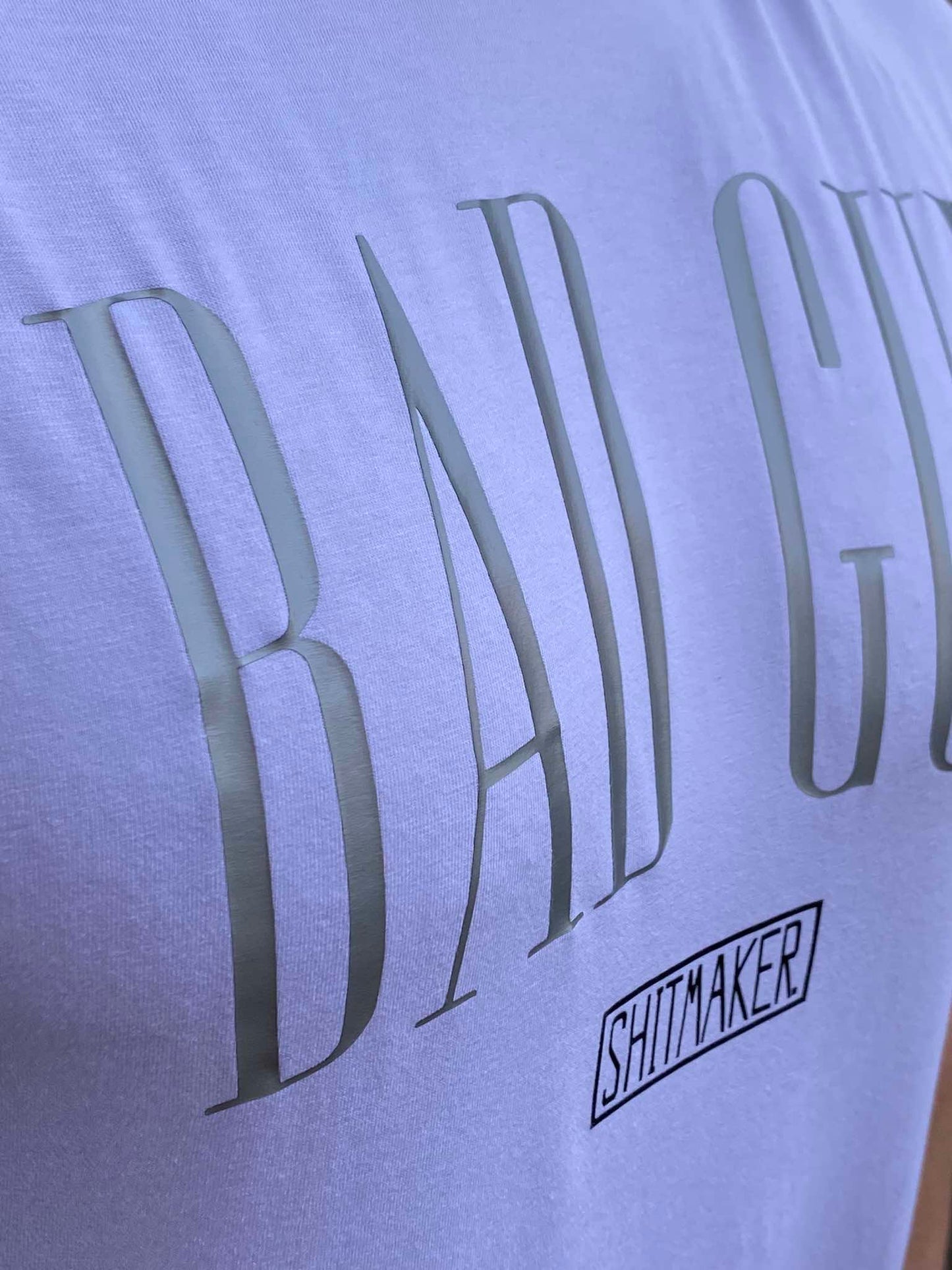 Camiseta Oversized Bad Guy White