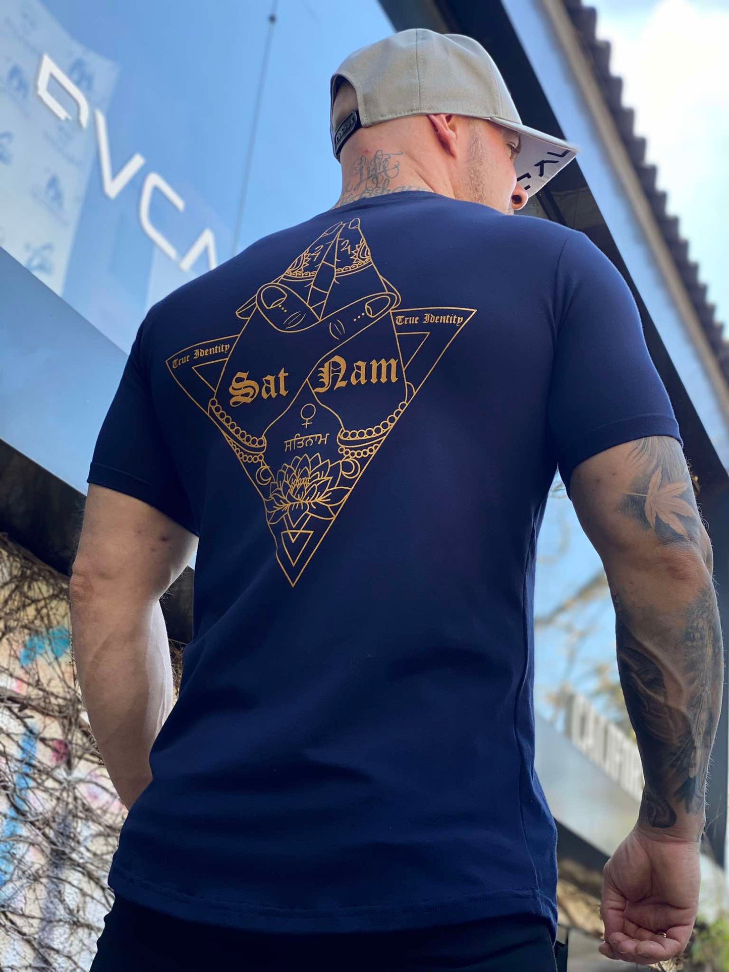 Camiseta Cali Sat Nam