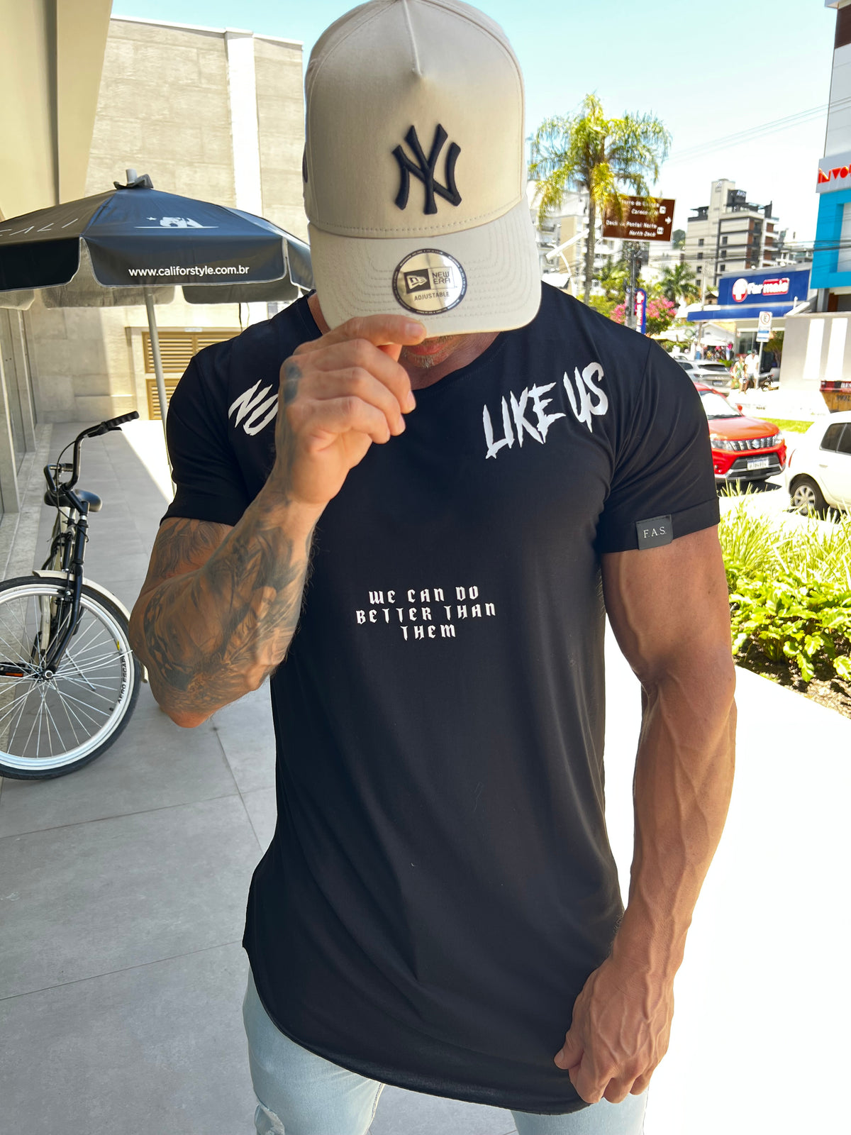 Camiseta No One Blck preta - foto 9 de 13