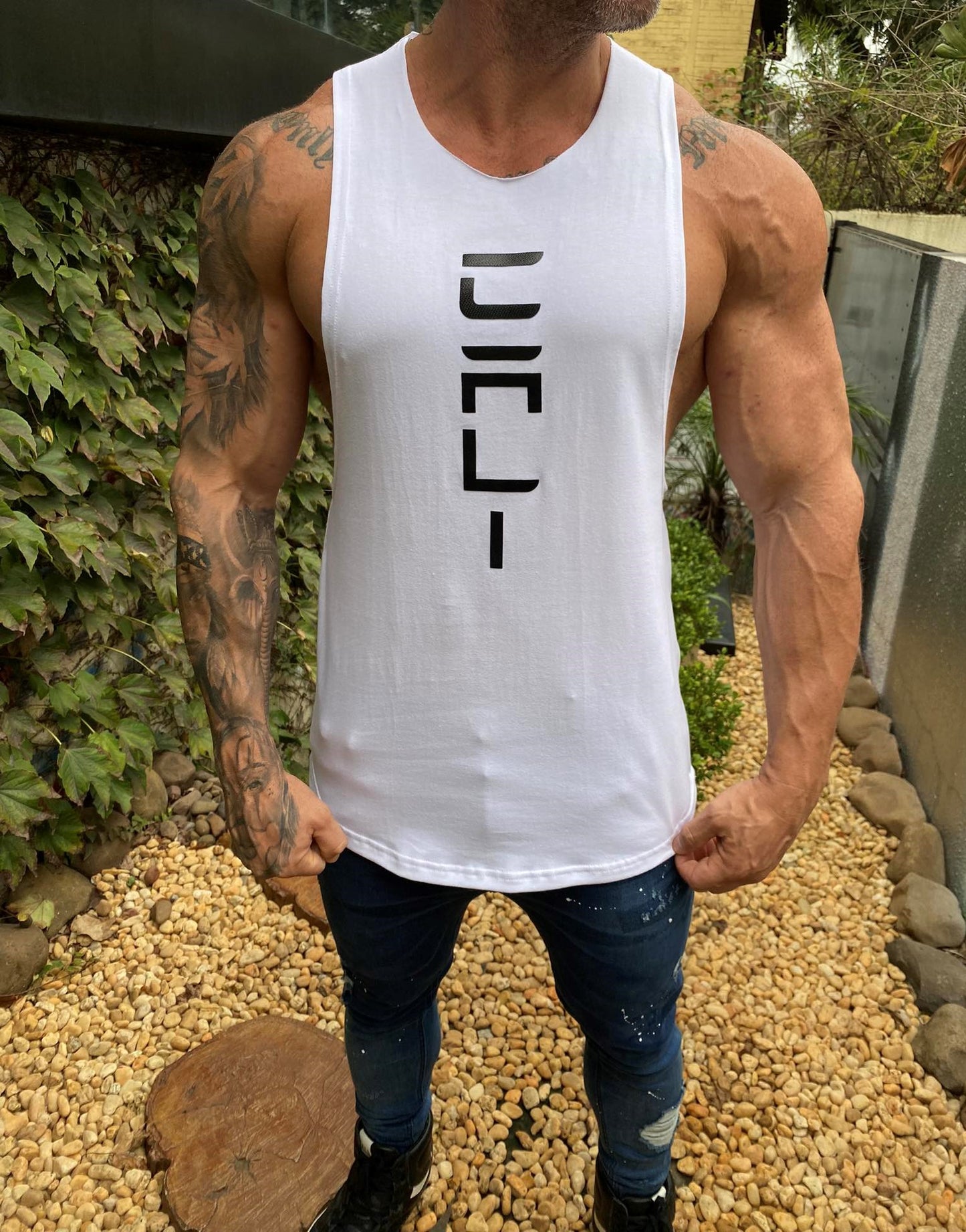Regata Cali Tesla White