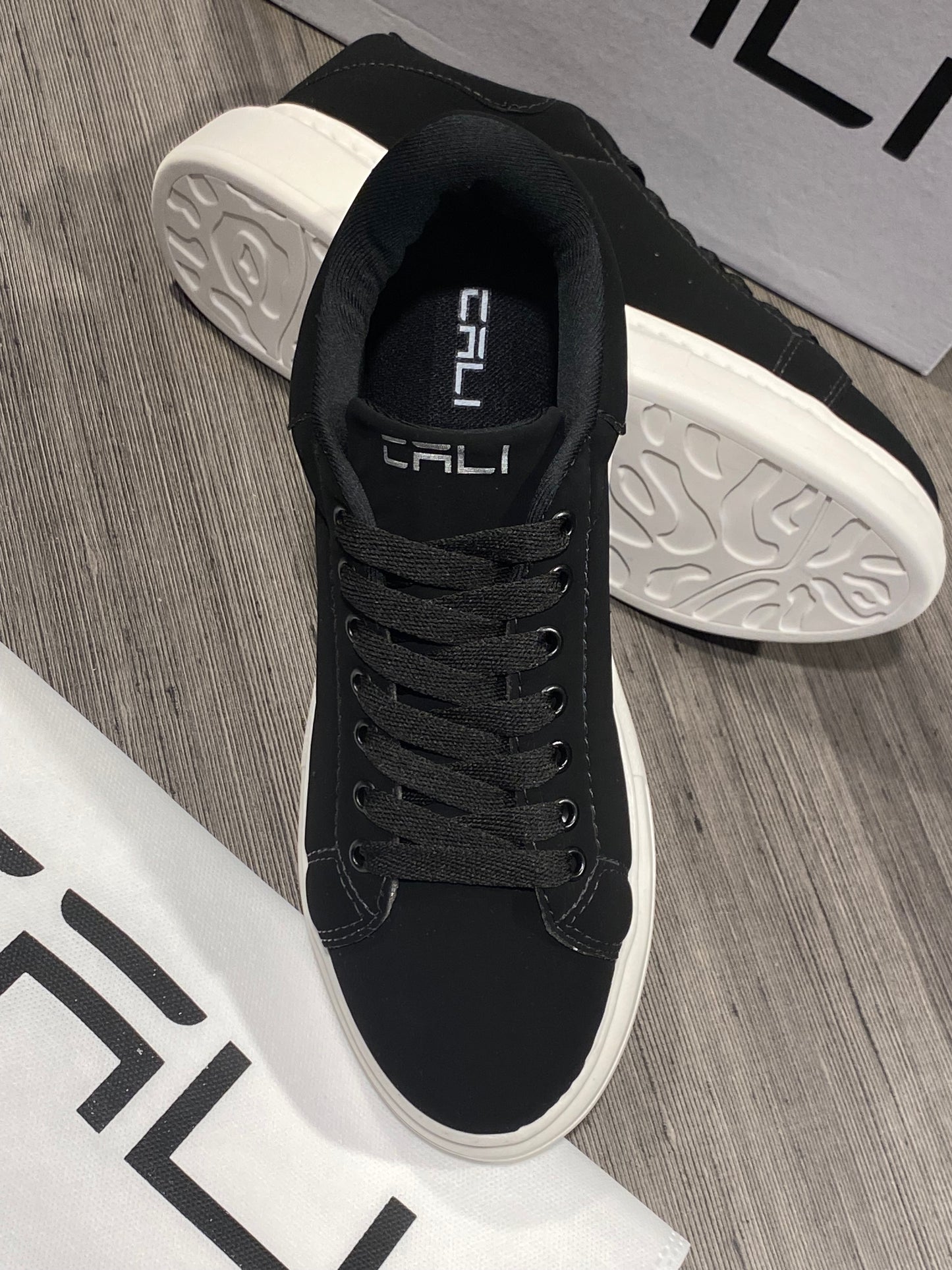 Tênis Cali Tesla Black