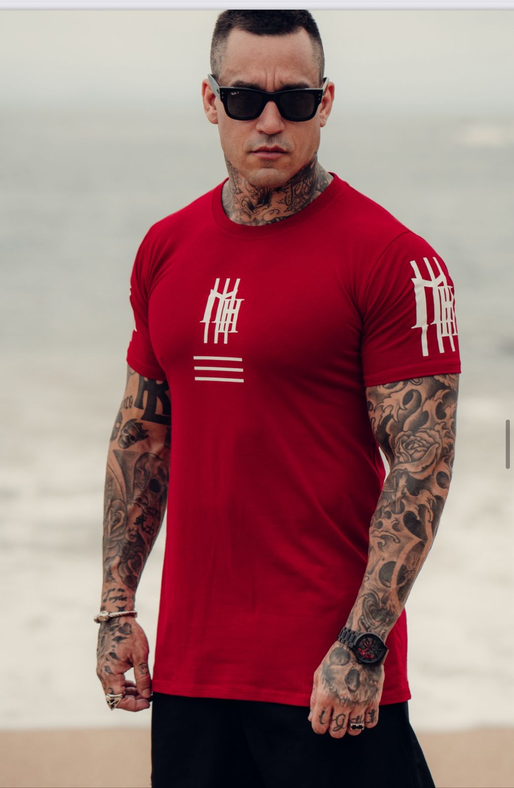 Camiseta Mahe Russian vermelha - foto 2 de 5