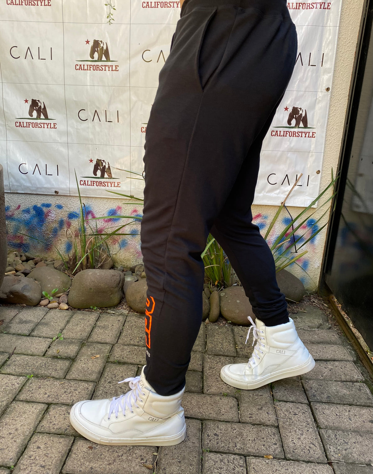 Calça Mahe skinny Zurique preta - foto 5 de 7