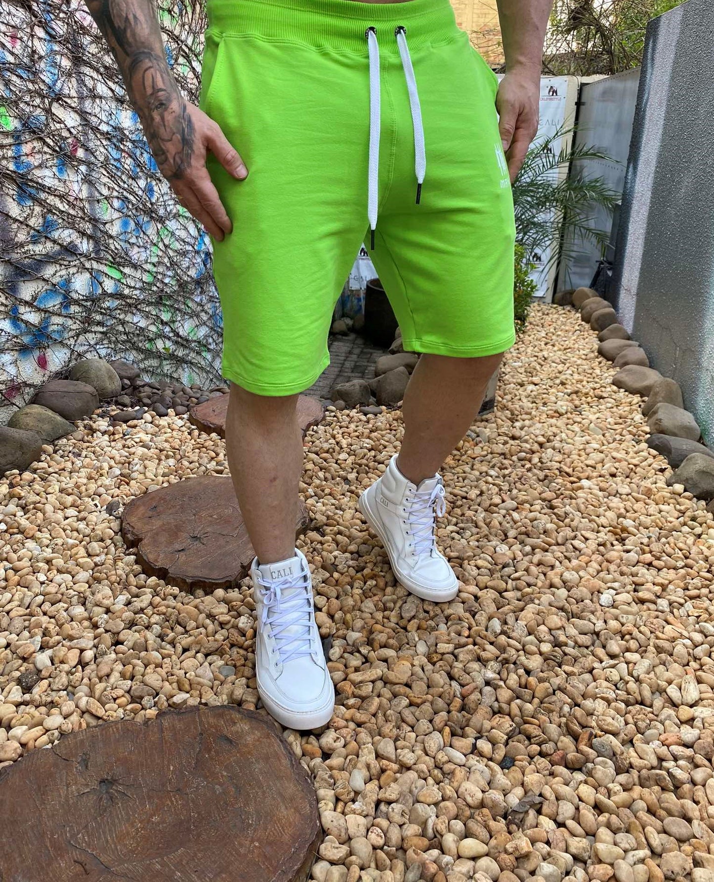 Bermuda Moletom Green Neon