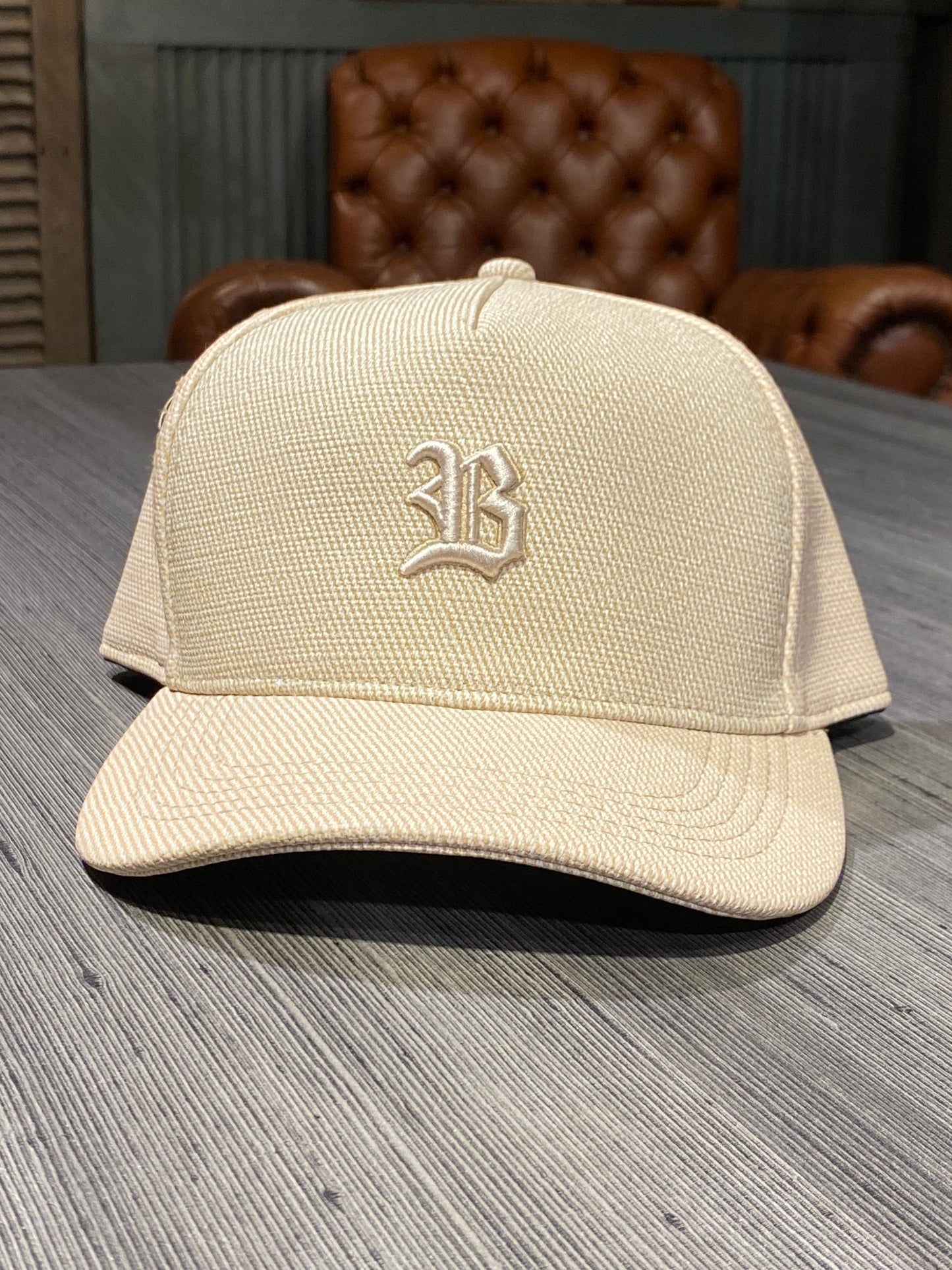 Boné Snapback Linho Bege Exclusive
