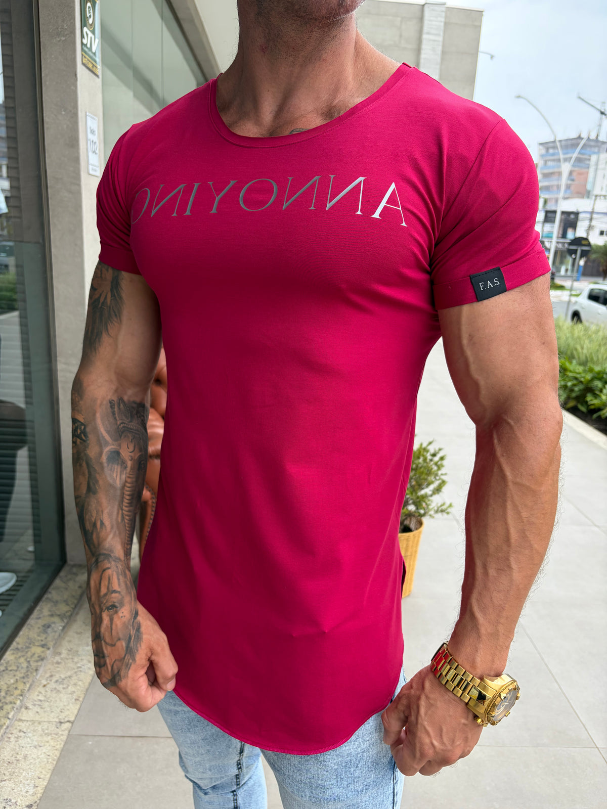 Camiseta Gniyonna Ruby - foto 2 de 6