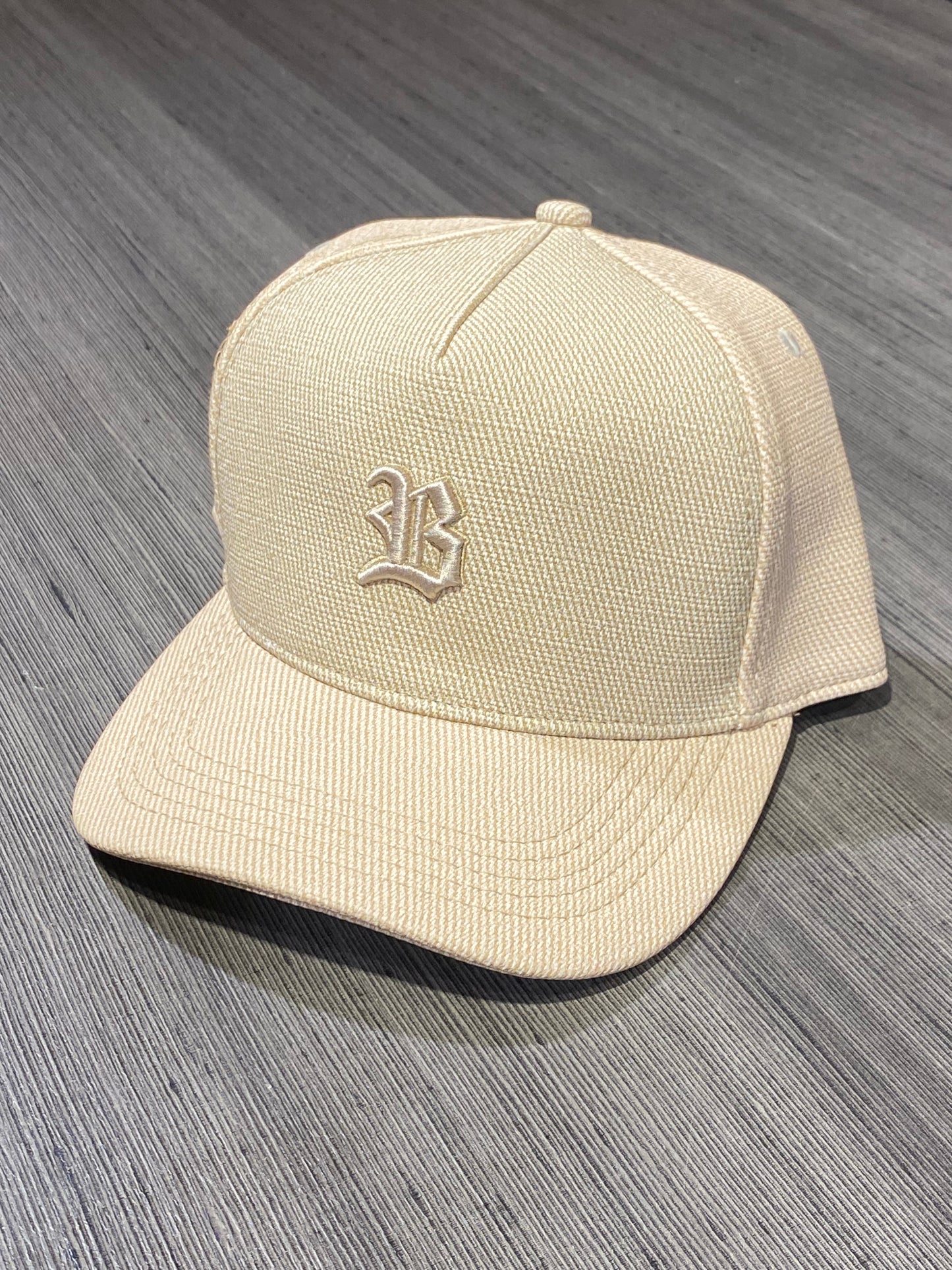 Boné Snapback Linho Bege Exclusive