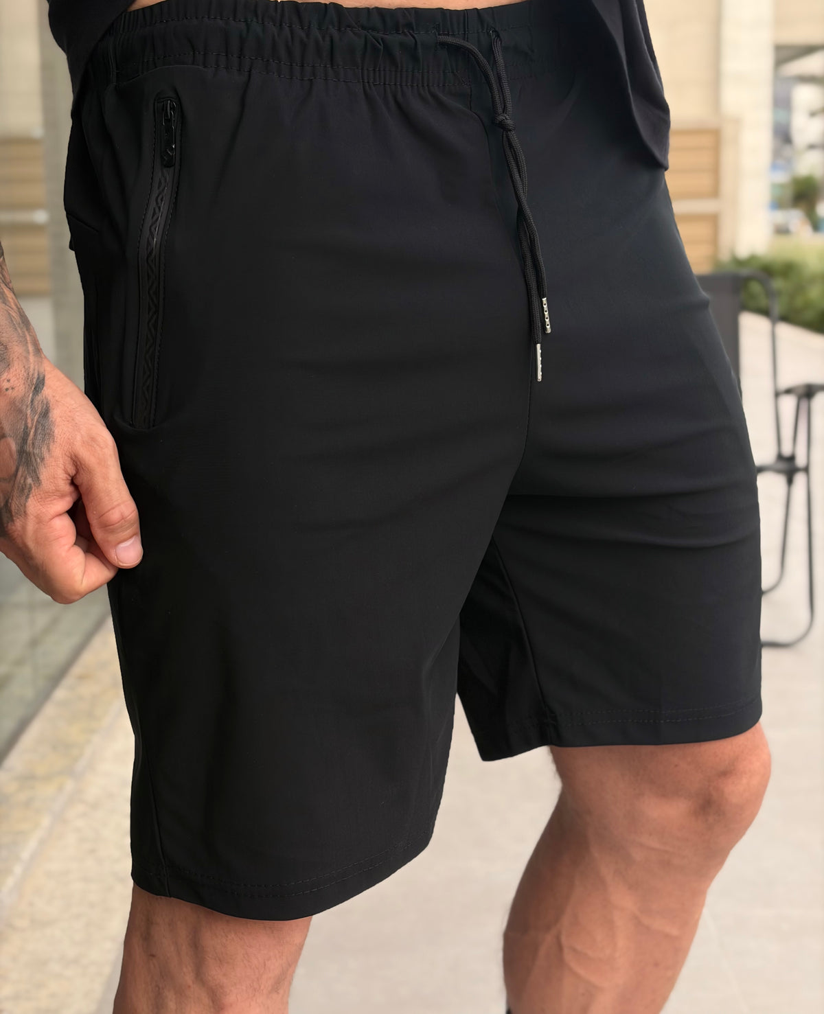 Shorts Ziper preto plissado - foto 6 de 12