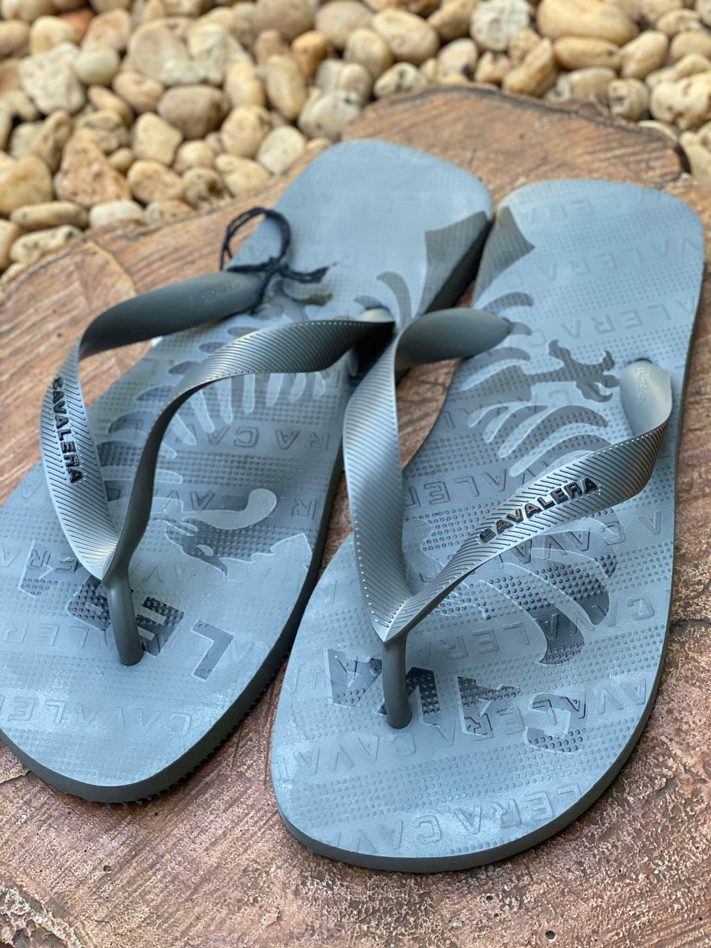 Chinelo Cavalera Cinder