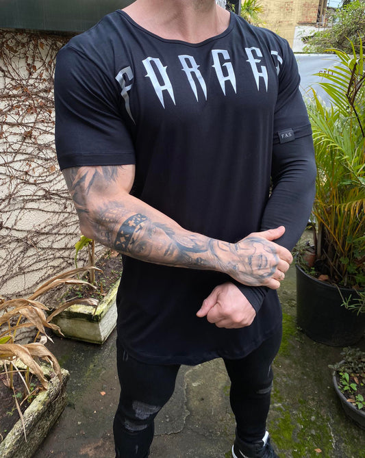 Camiseta Forget Preta