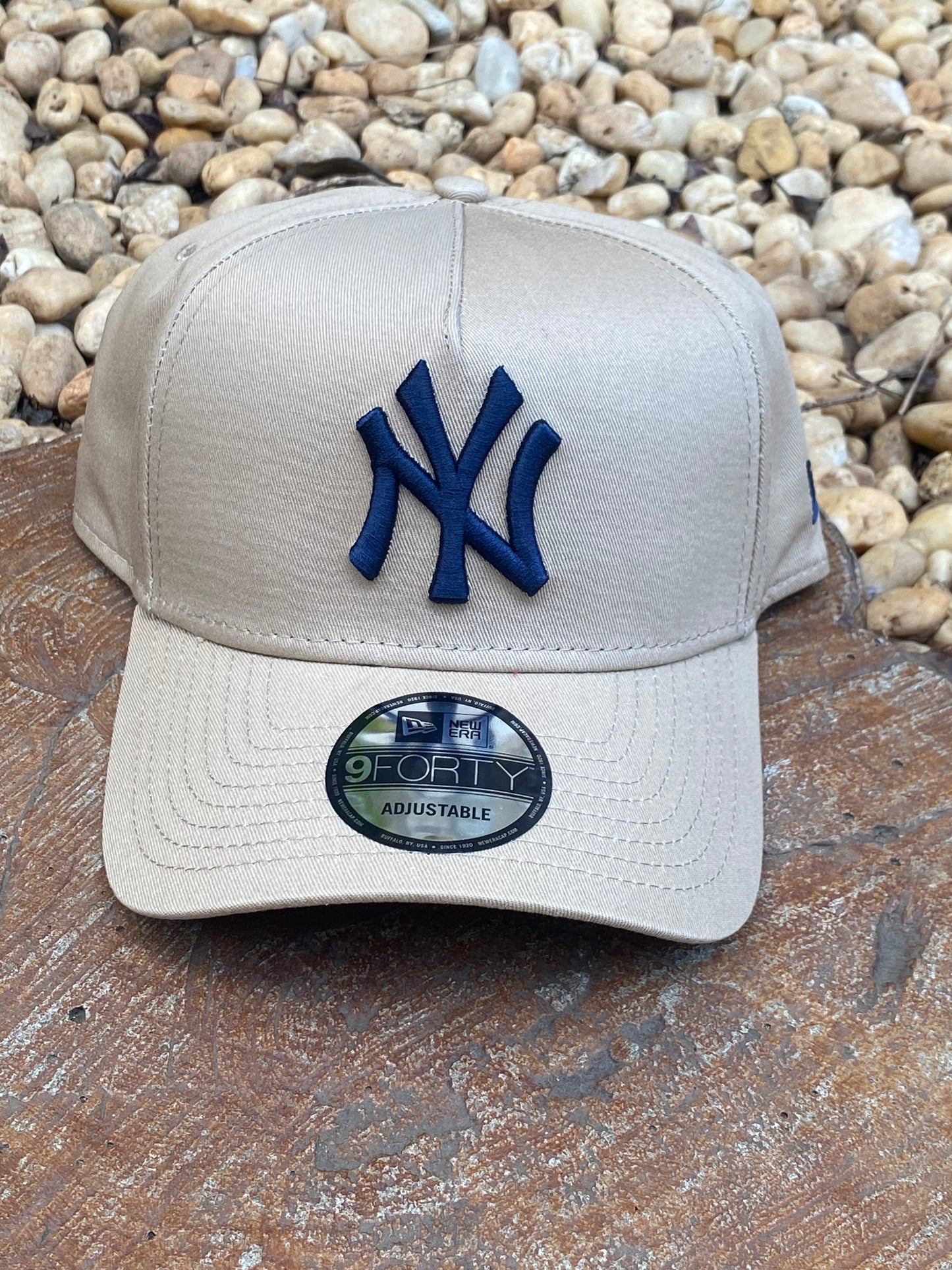 Boné NY Yankees Beige