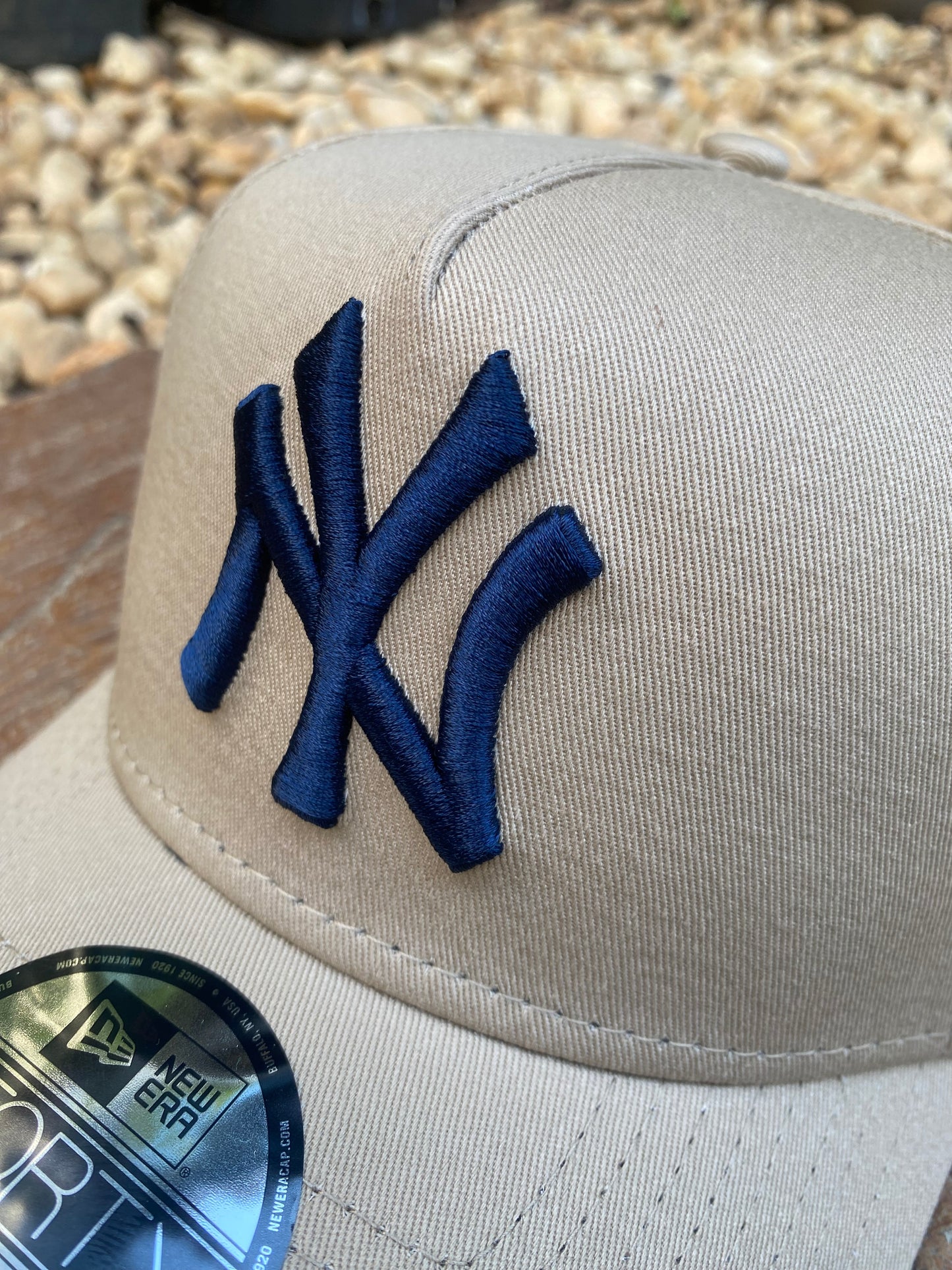 Boné NY Yankees Beige