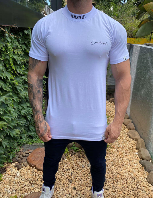 Camiseta Assinature White