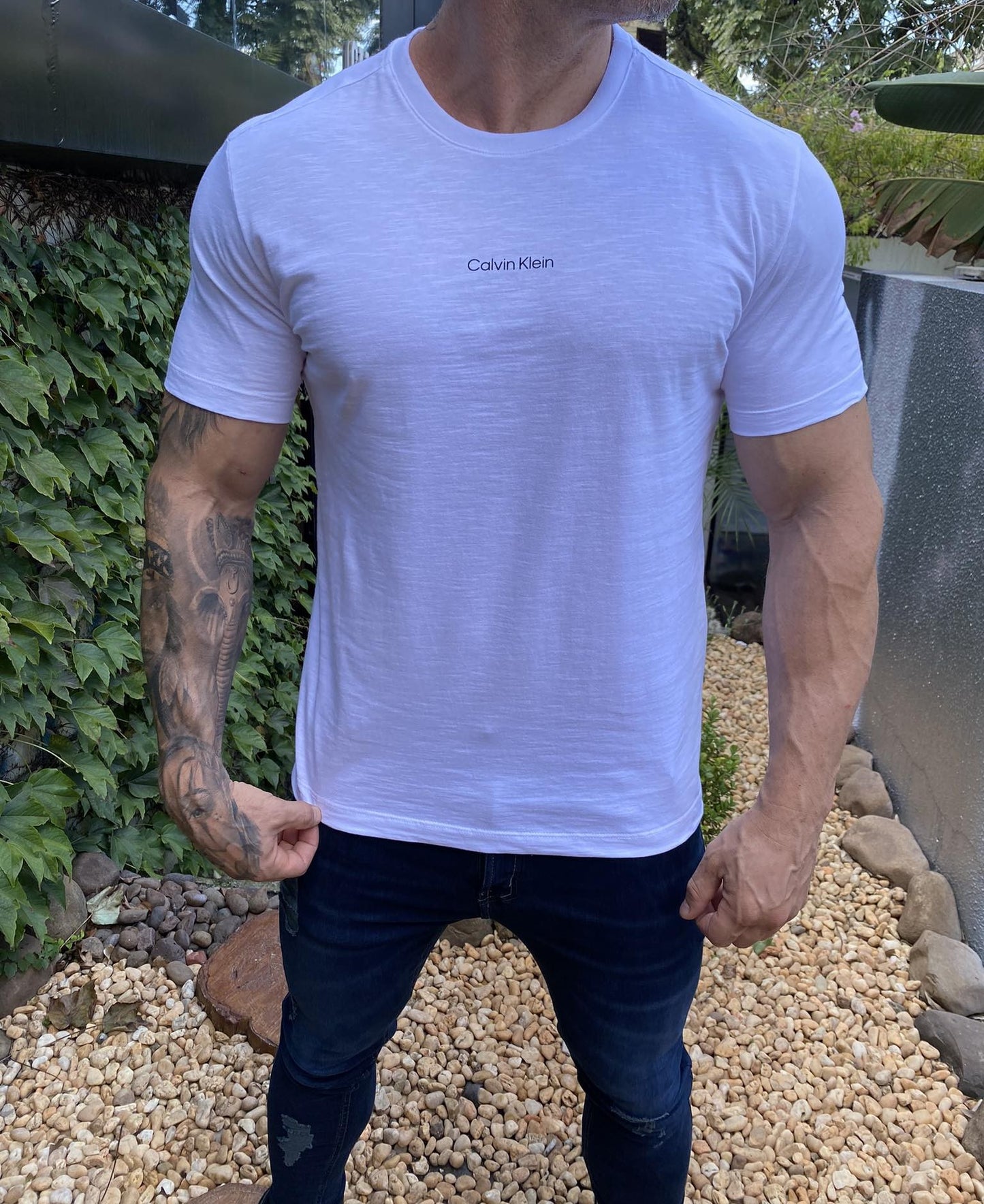 Camiseta Calvin Klein Flamê Branco