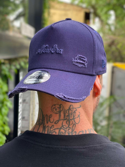 Boné New Era Destroyed Jeans