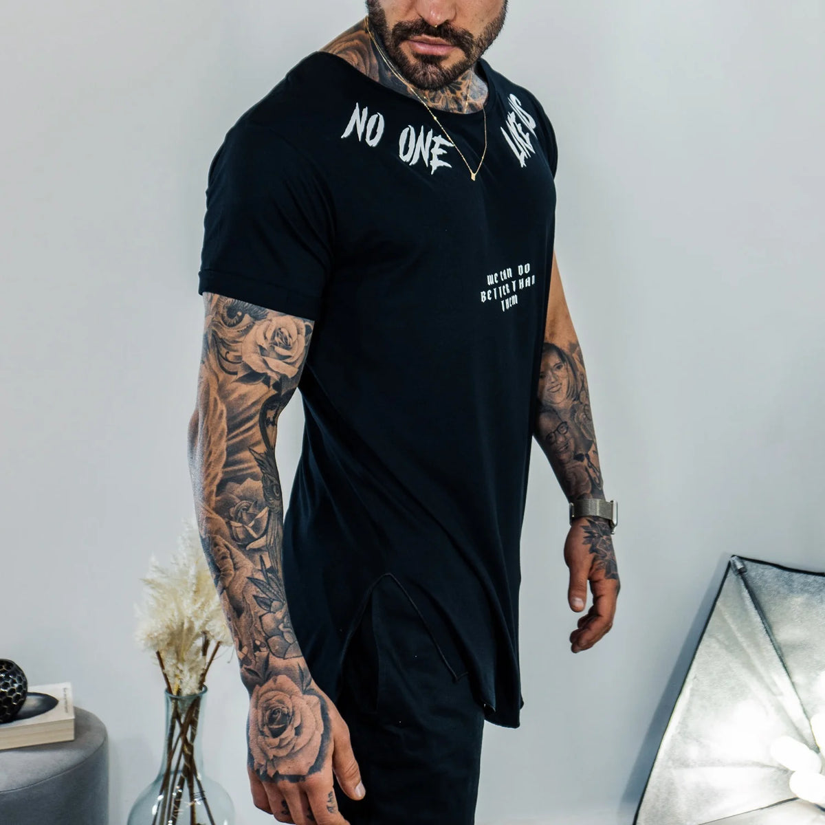 Camiseta No One Blck preta - foto 4 de 13