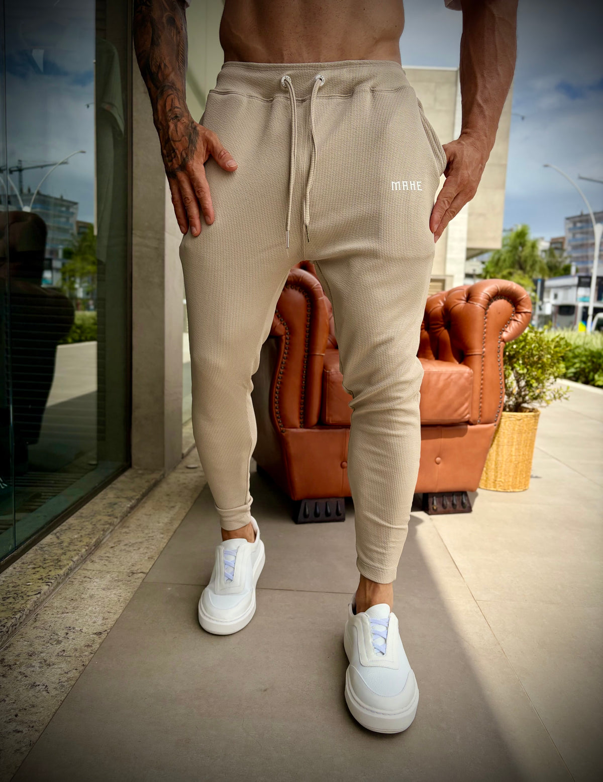 Calça Mahe skinny bege canelada