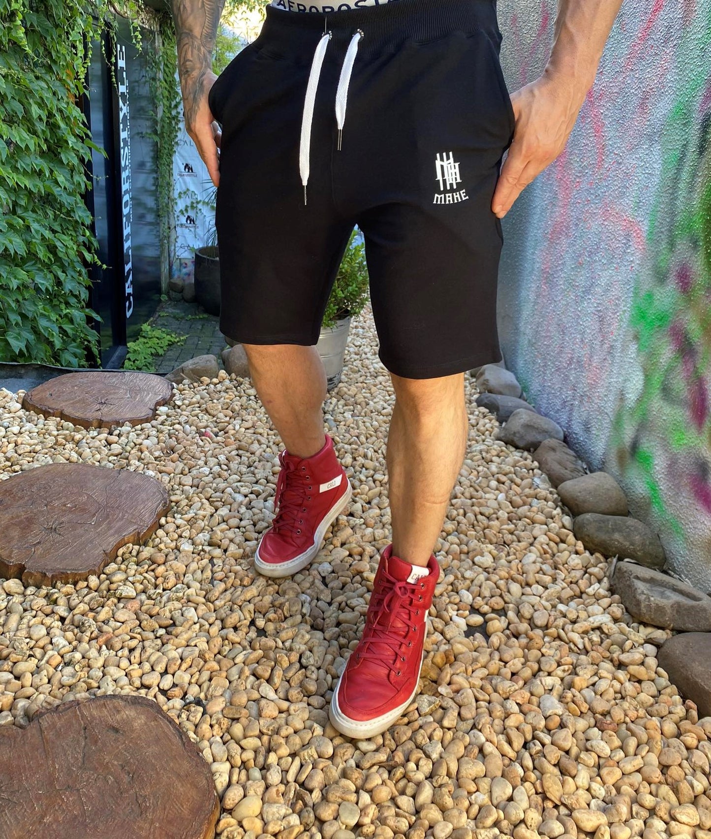 Bermuda Mahe Black