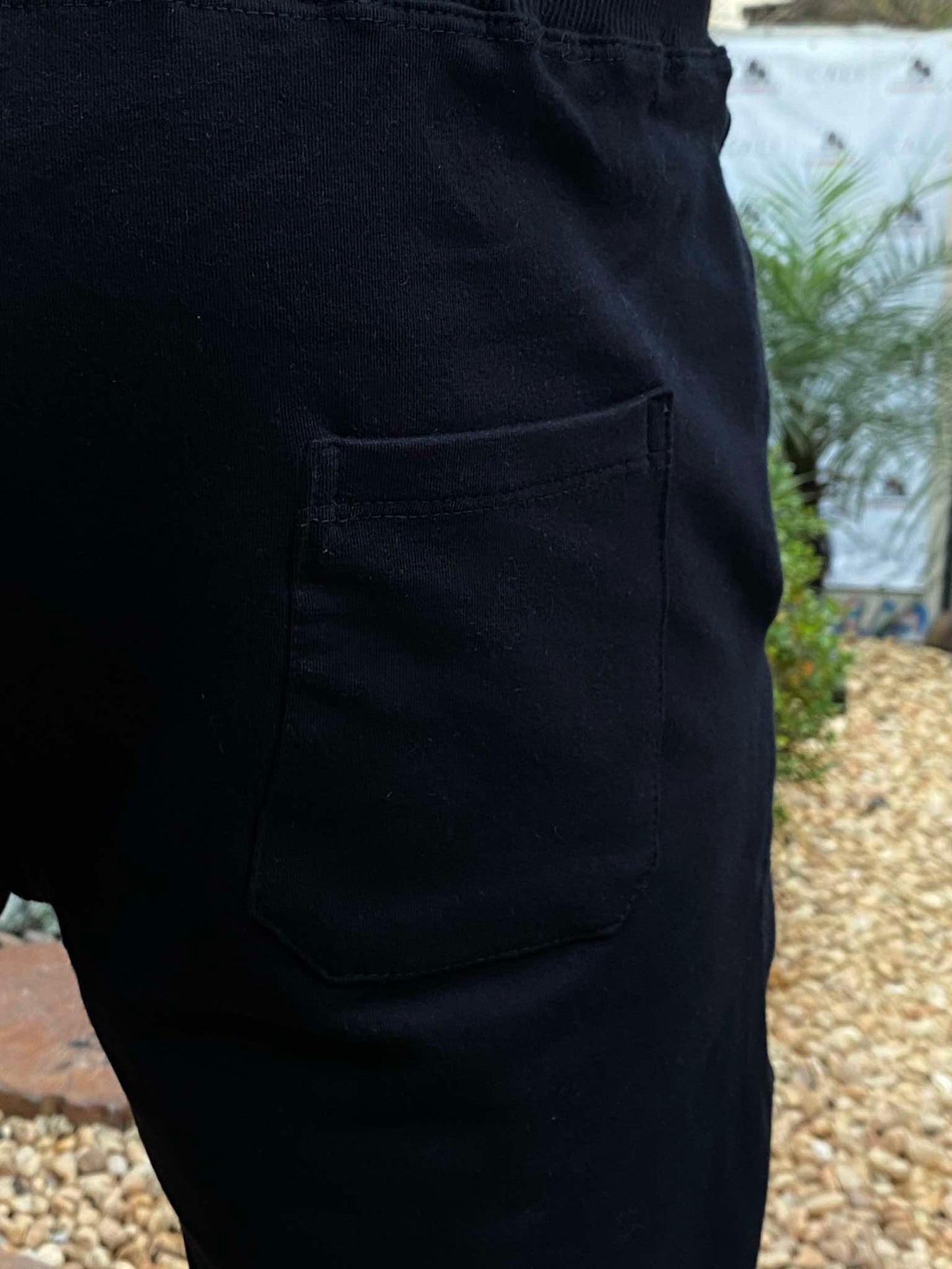 Bermuda Knight Black