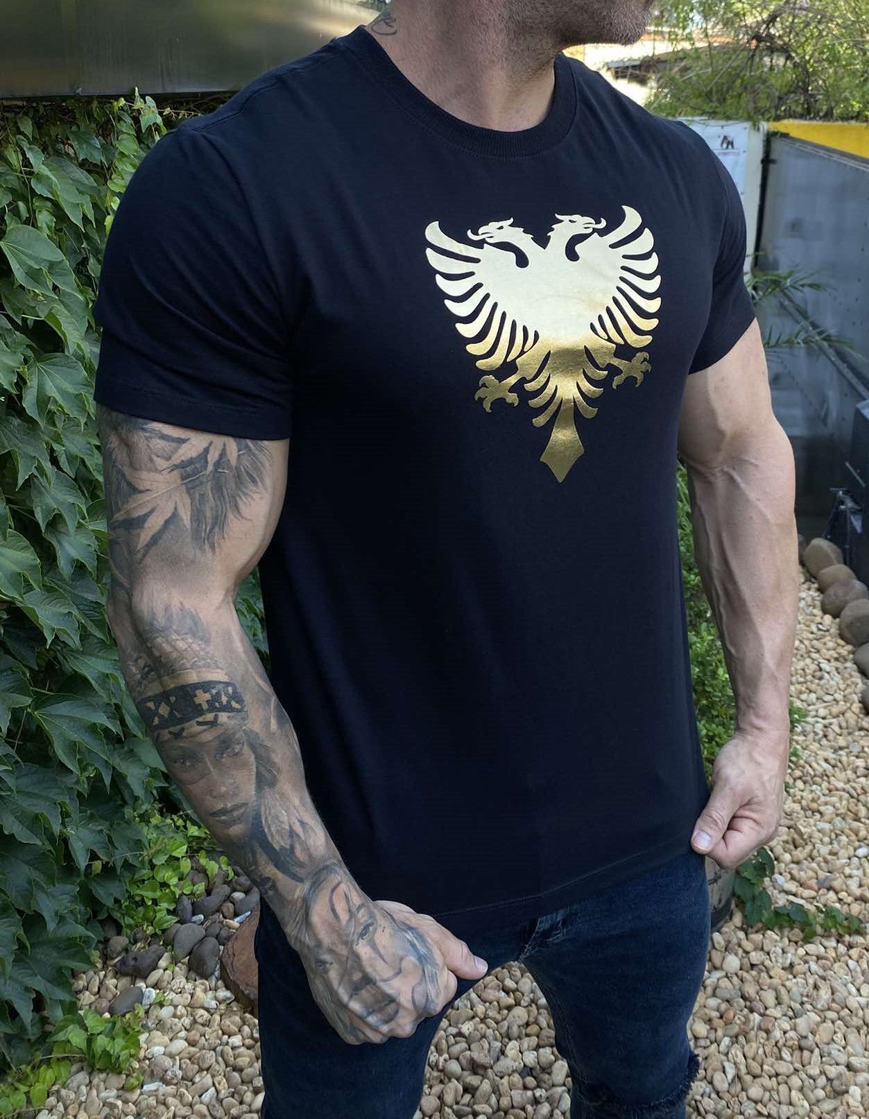 Camiseta Cavalera Ouro