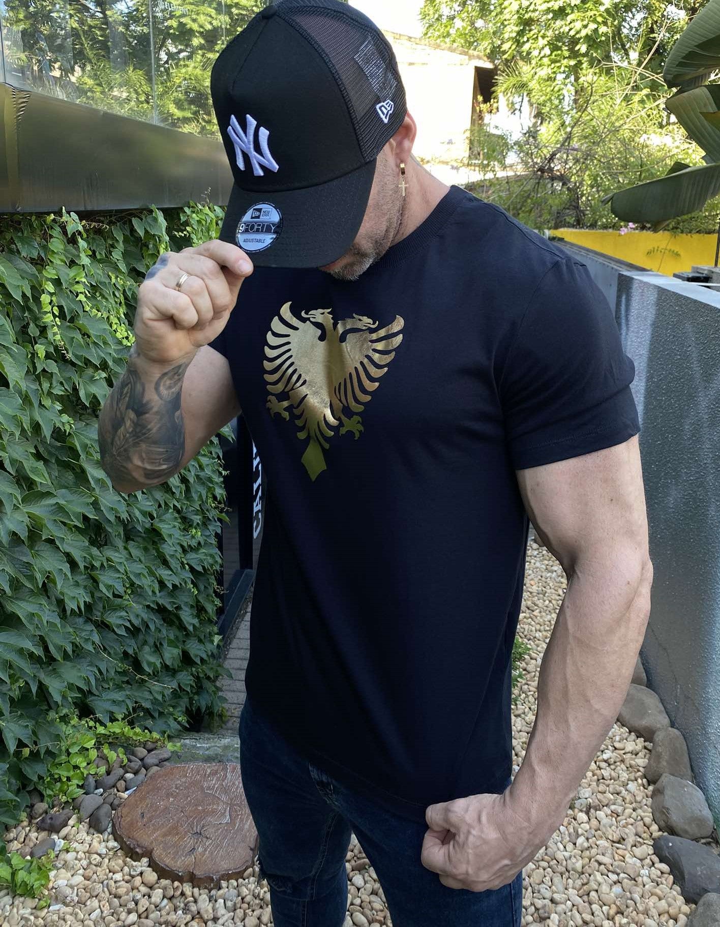 Camiseta Cavalera Ouro