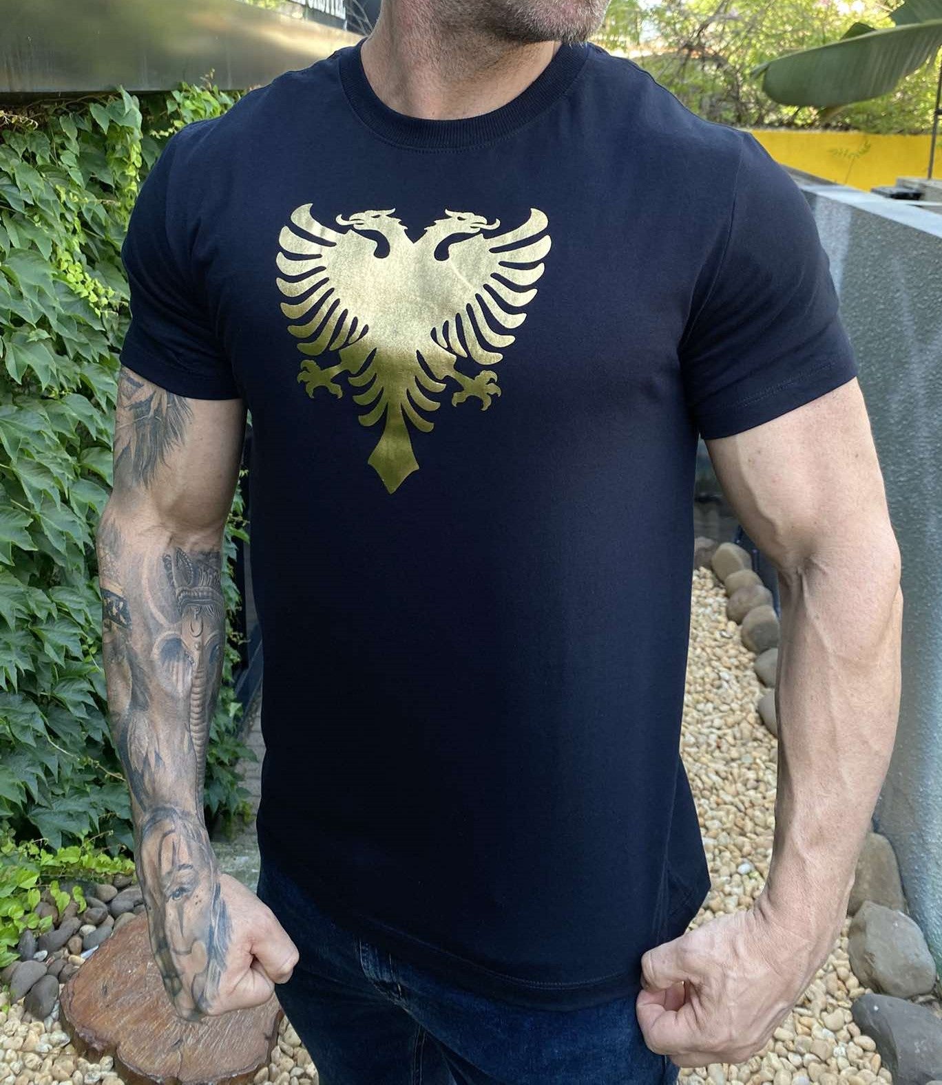 Camiseta Cavalera Ouro