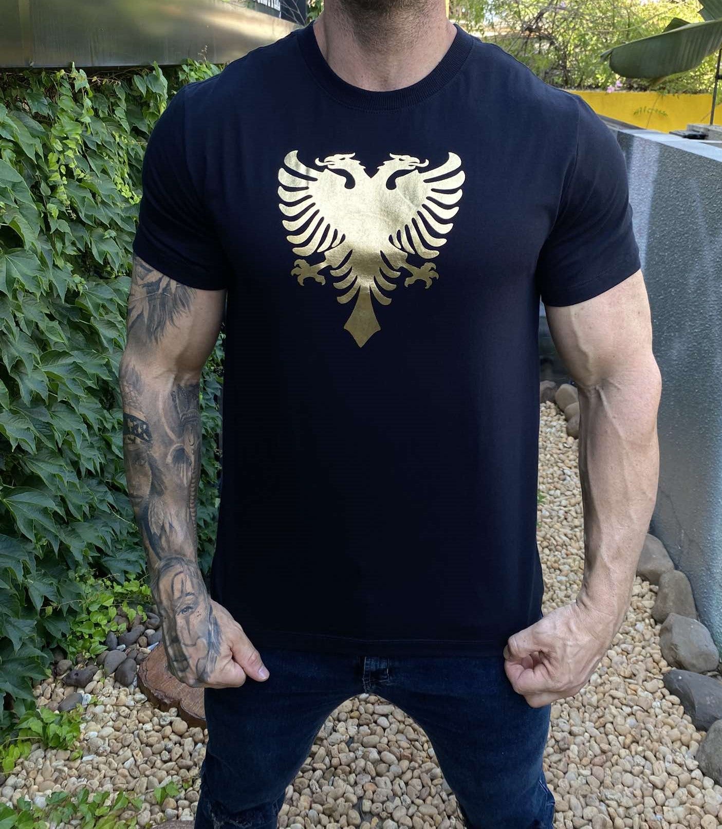 Camiseta Cavalera Ouro