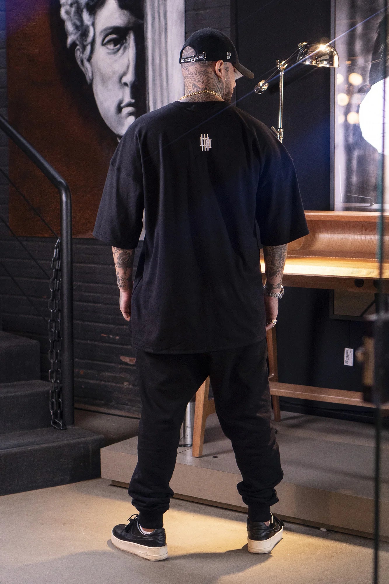 Camiseta Oversized Mahe Black OFF