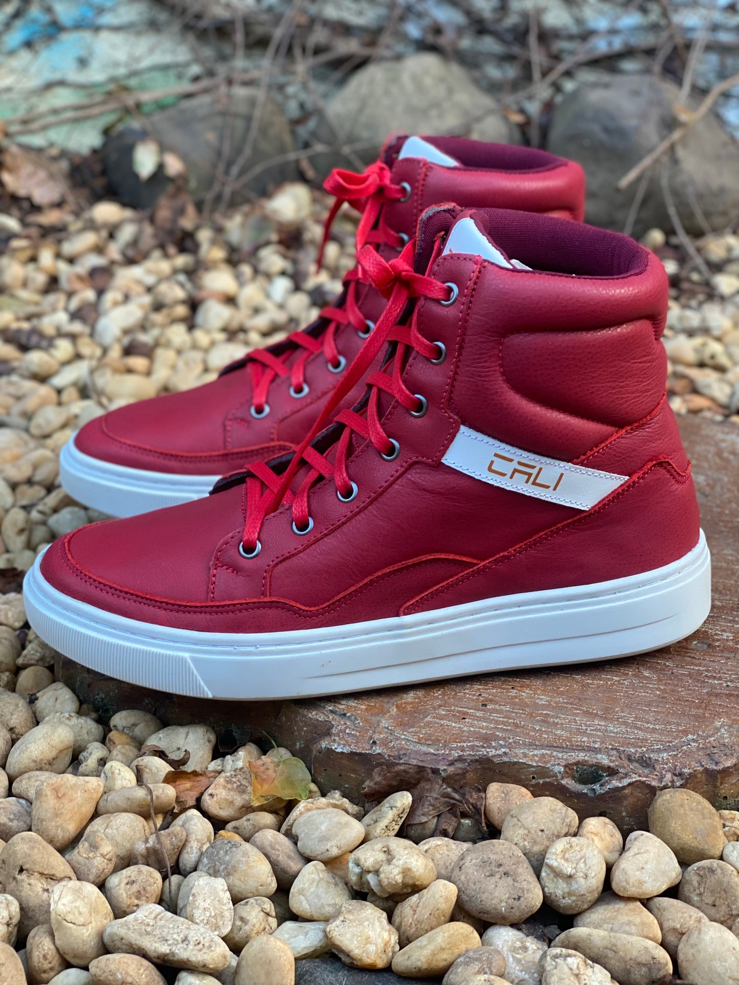 Tênis Cali Red em Couro