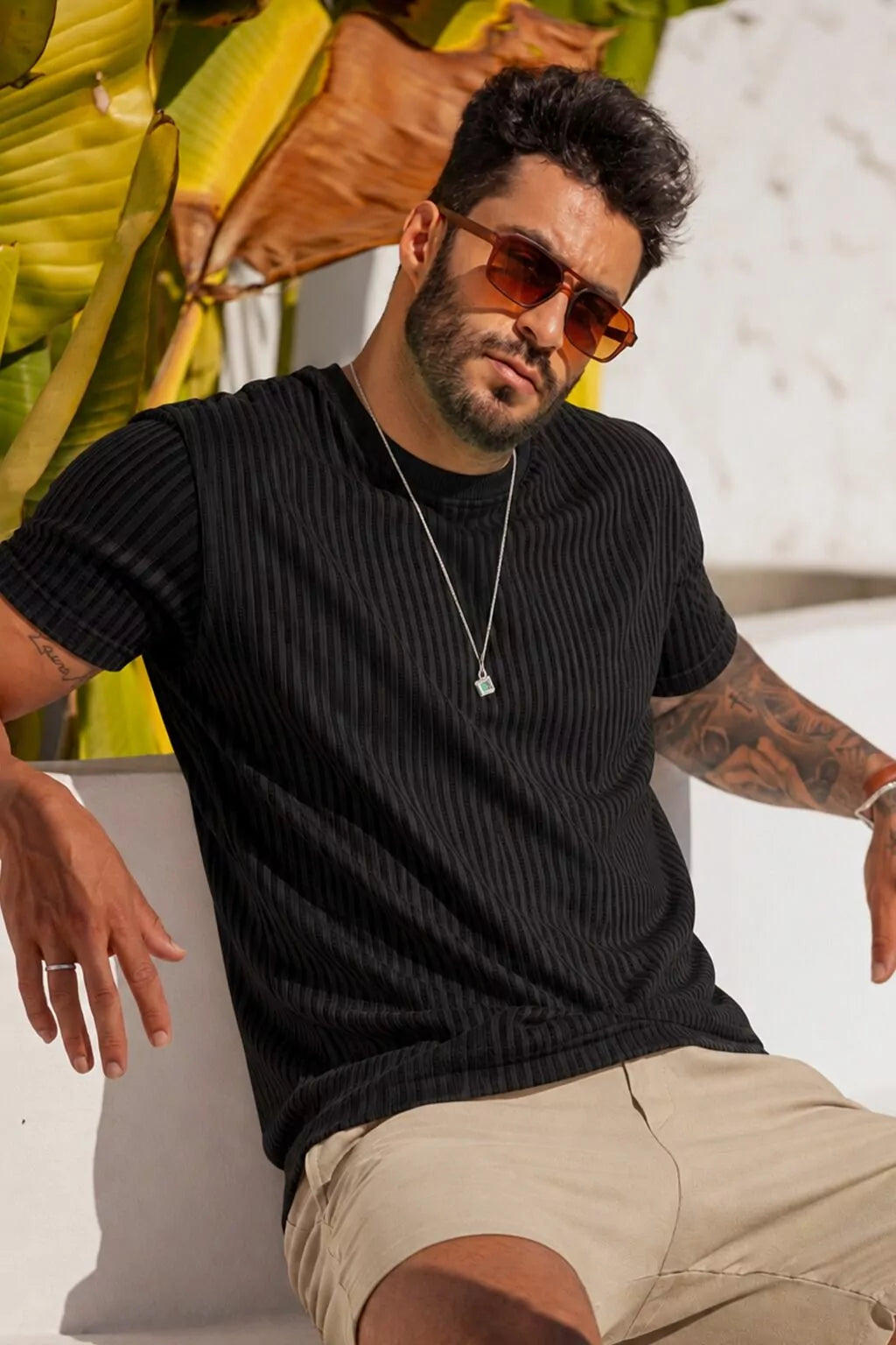 Camiseta Canelada Cali Black Minimalist