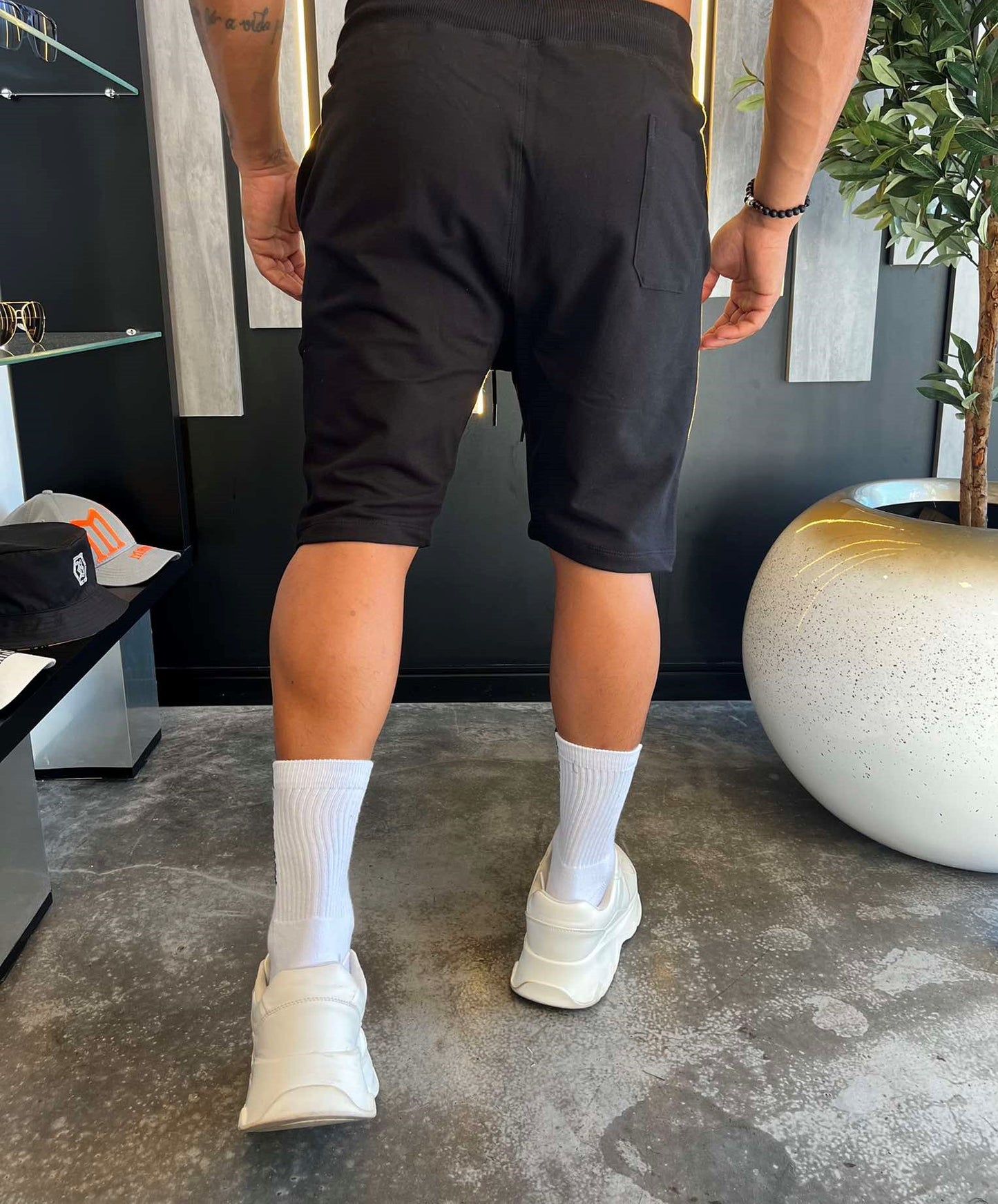 Bermuda Mahe Thor