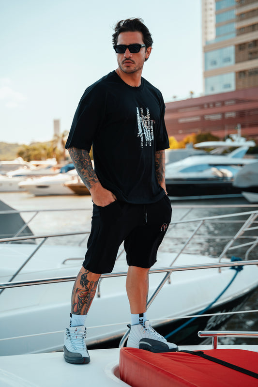 Camiseta Oversized Mahe Black Logo