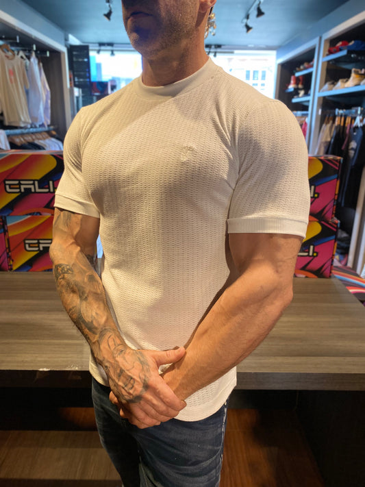 Camiseta Celebrate White