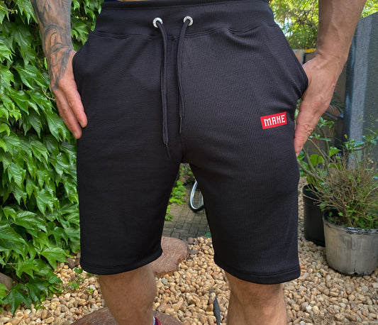 Bermuda Mahe Black and Red