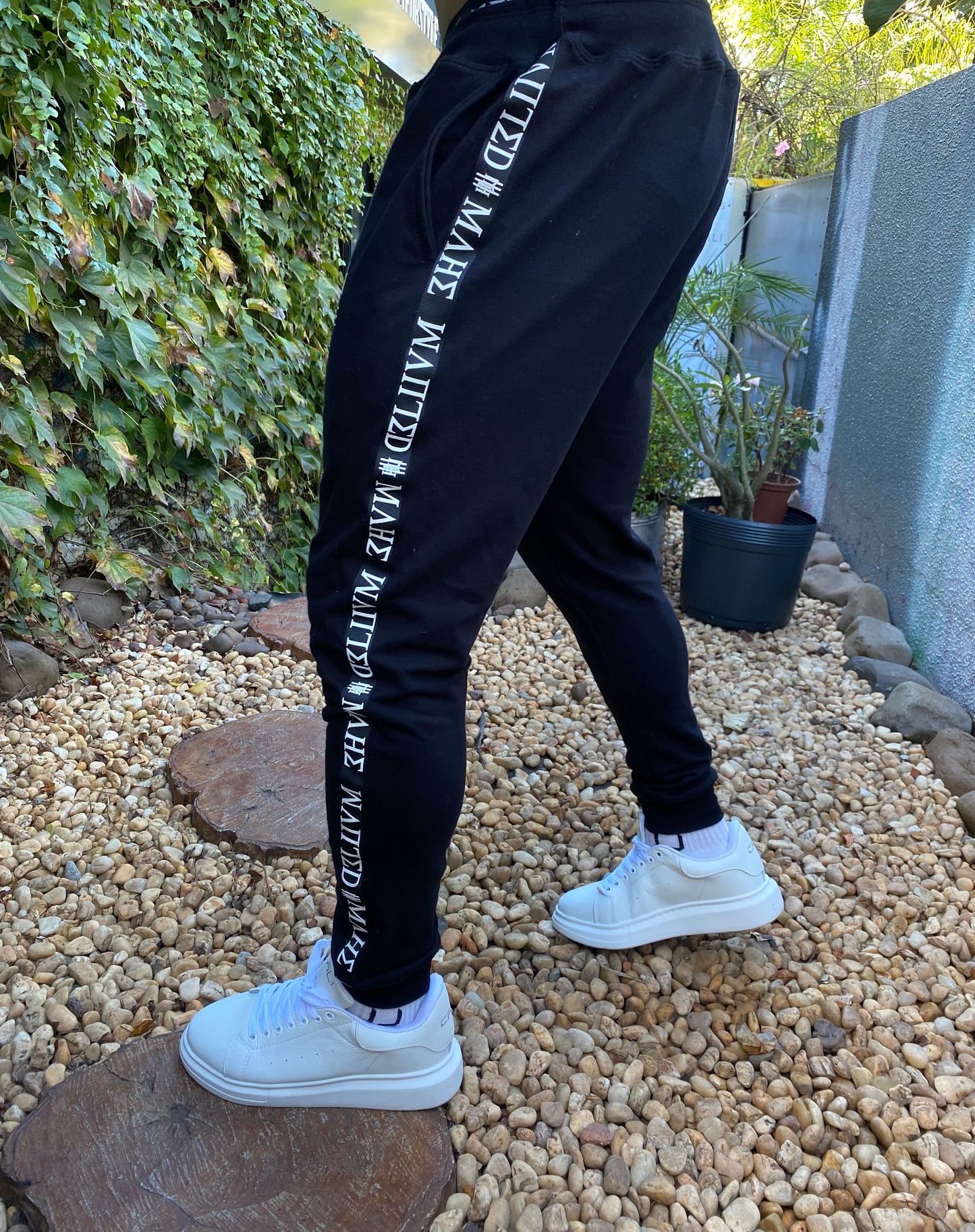 Calça Mahe Moletom Harlem Black