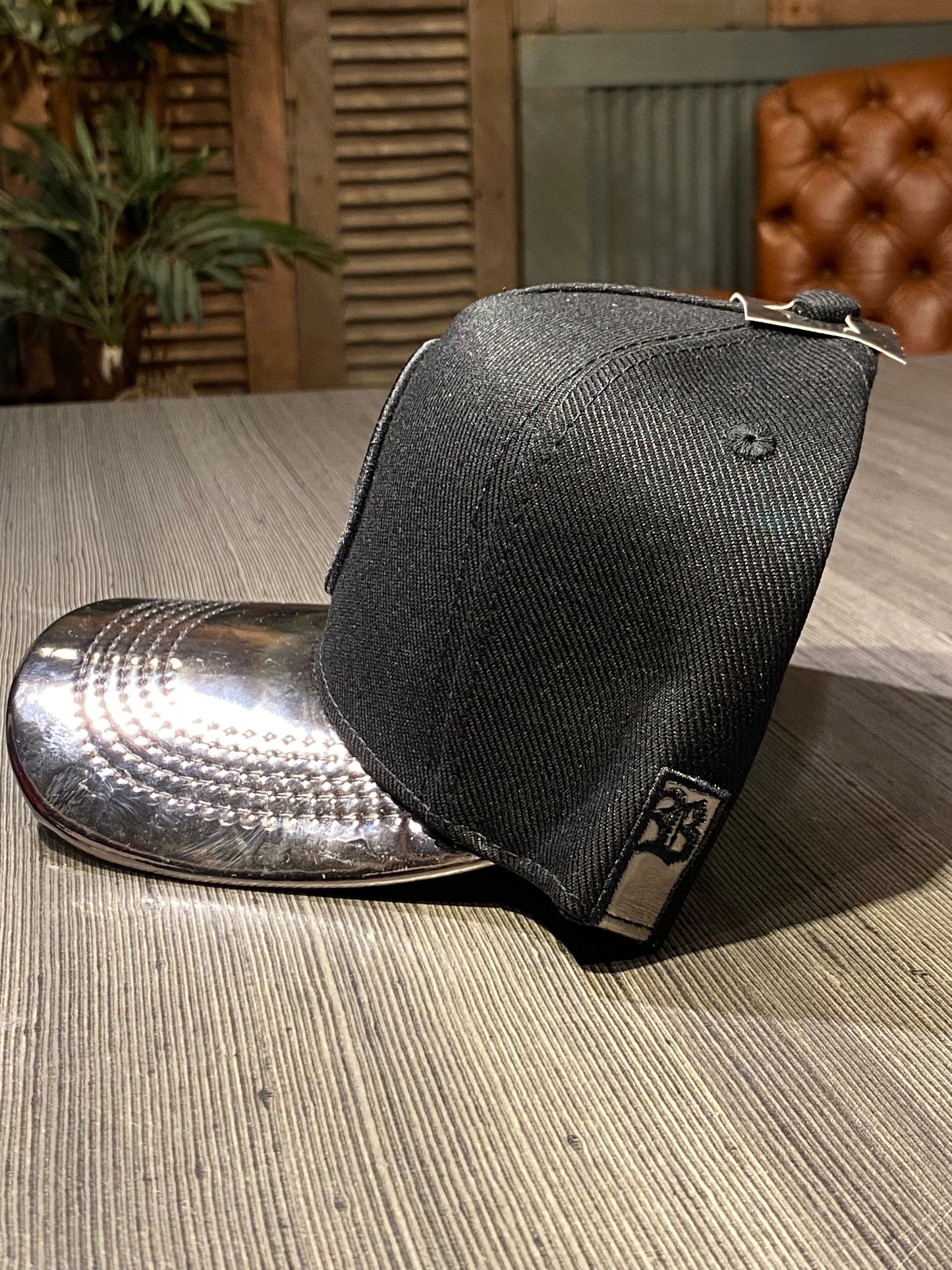 Boné Snapback Preto Follow Reflex Chumbo