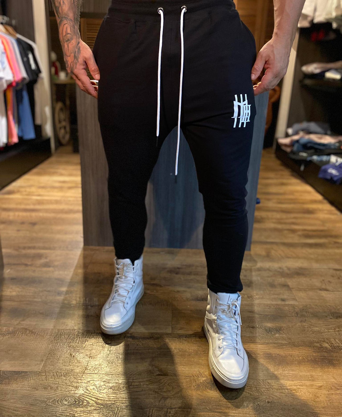 Calça de Moletom Mahe BLK
