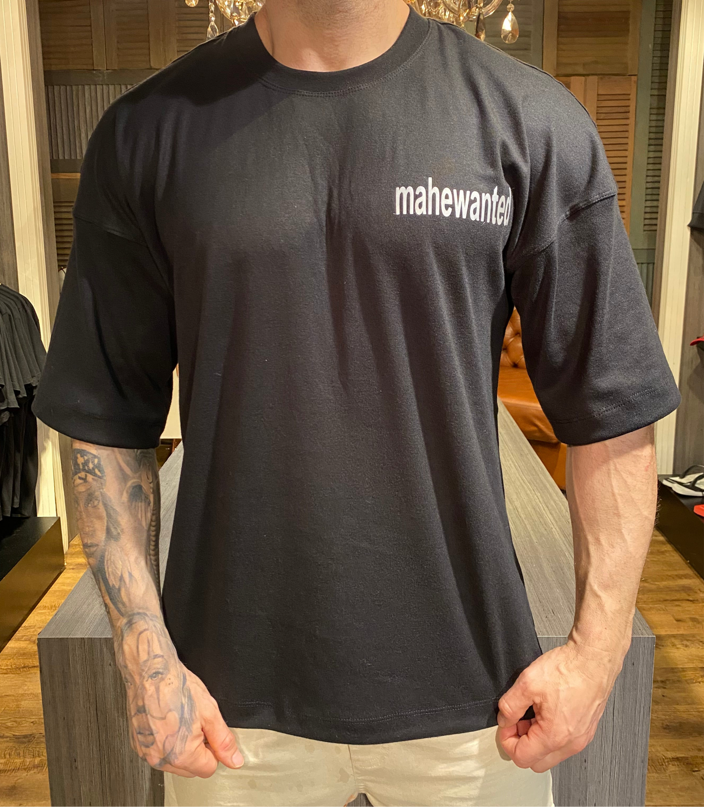 Camiseta Oversized Mahe Black Silver