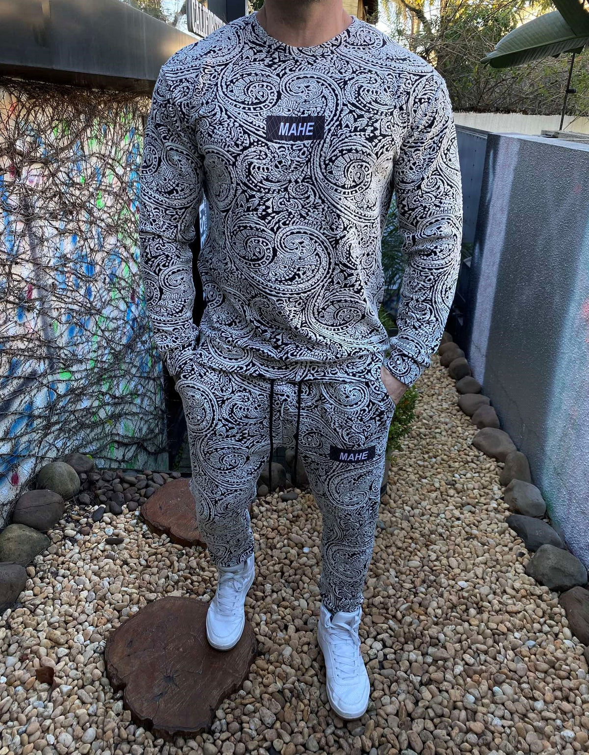 Conjunto moletom estampado Mahe - foto 6 de 7