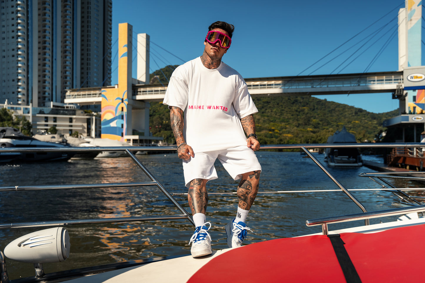Camiseta Oversized Malibu