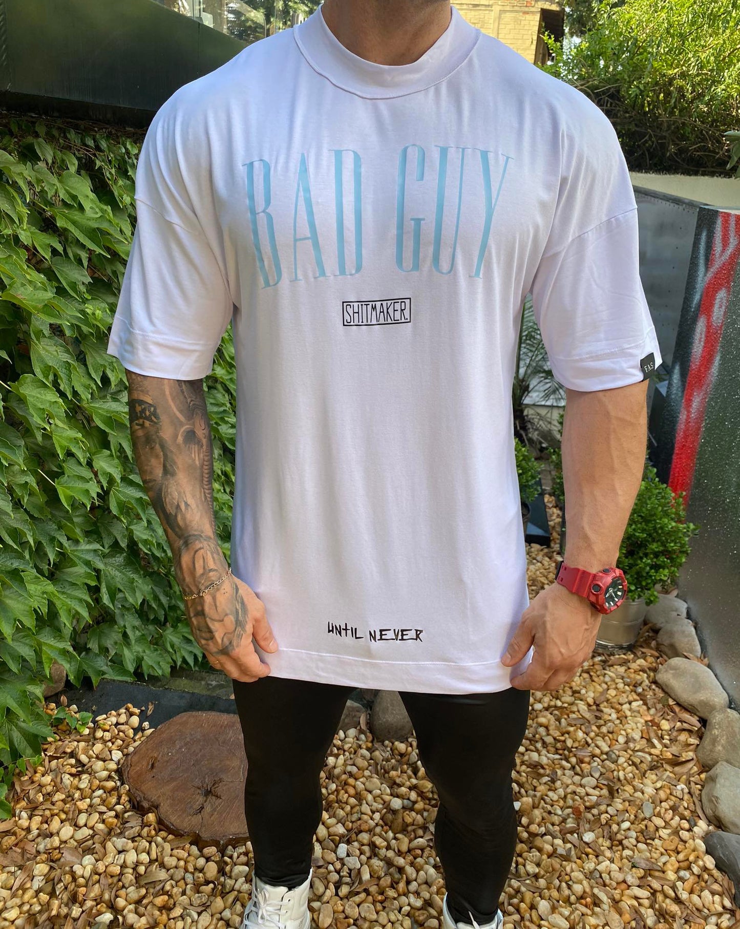 Camiseta Oversized Bad Guy Branca