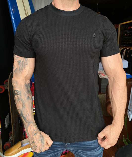 Camiseta Celebrate Black Tricot